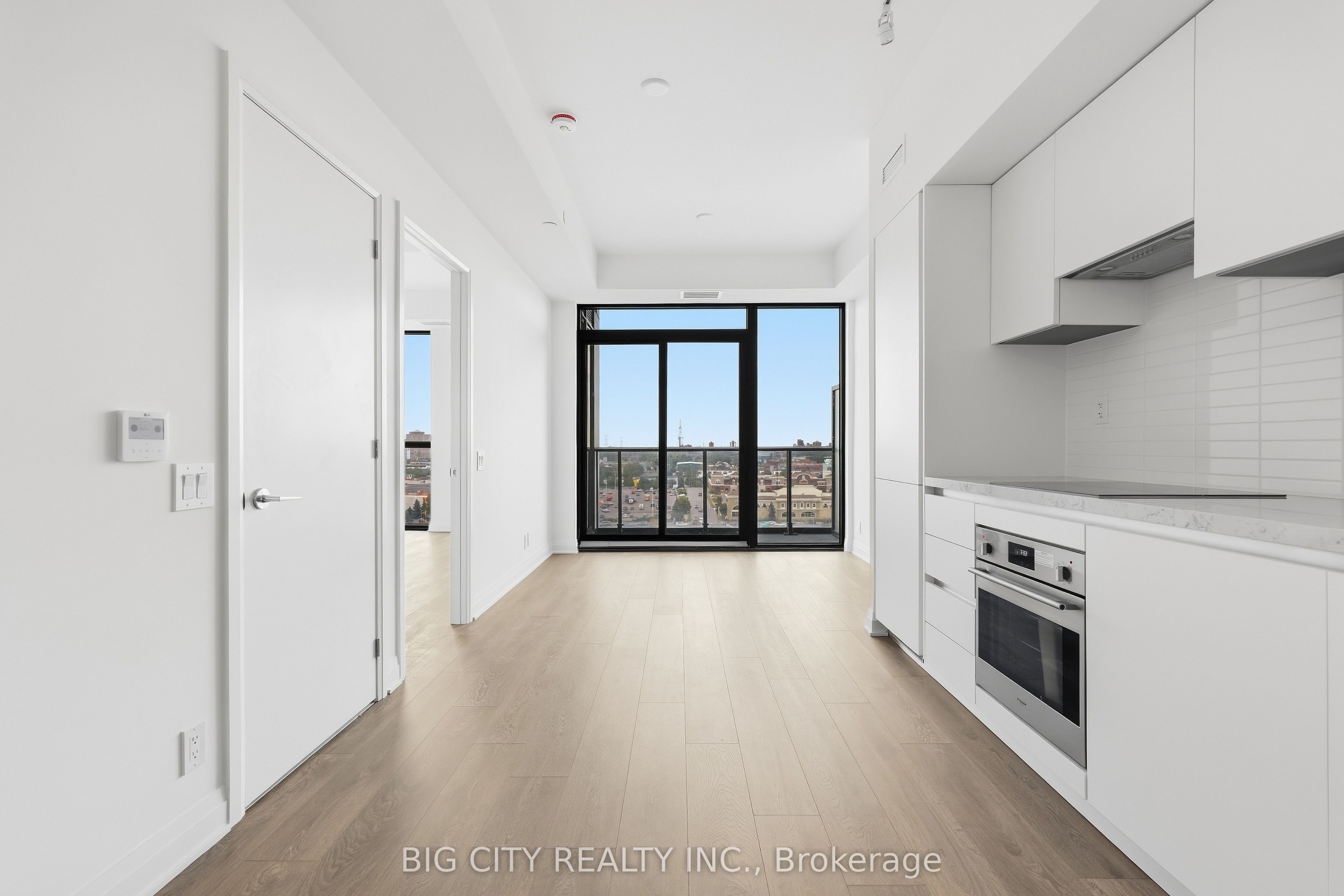 Unit 1011 - 25 Frederick Todd Way, Toronto 2