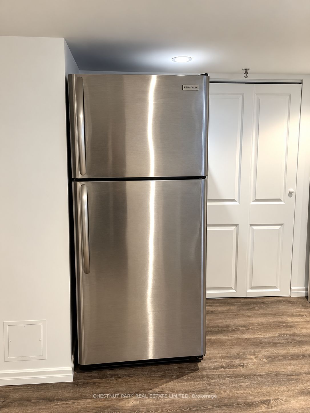 Unit Lower - 26 Strathgowan Avenue, Toronto 4