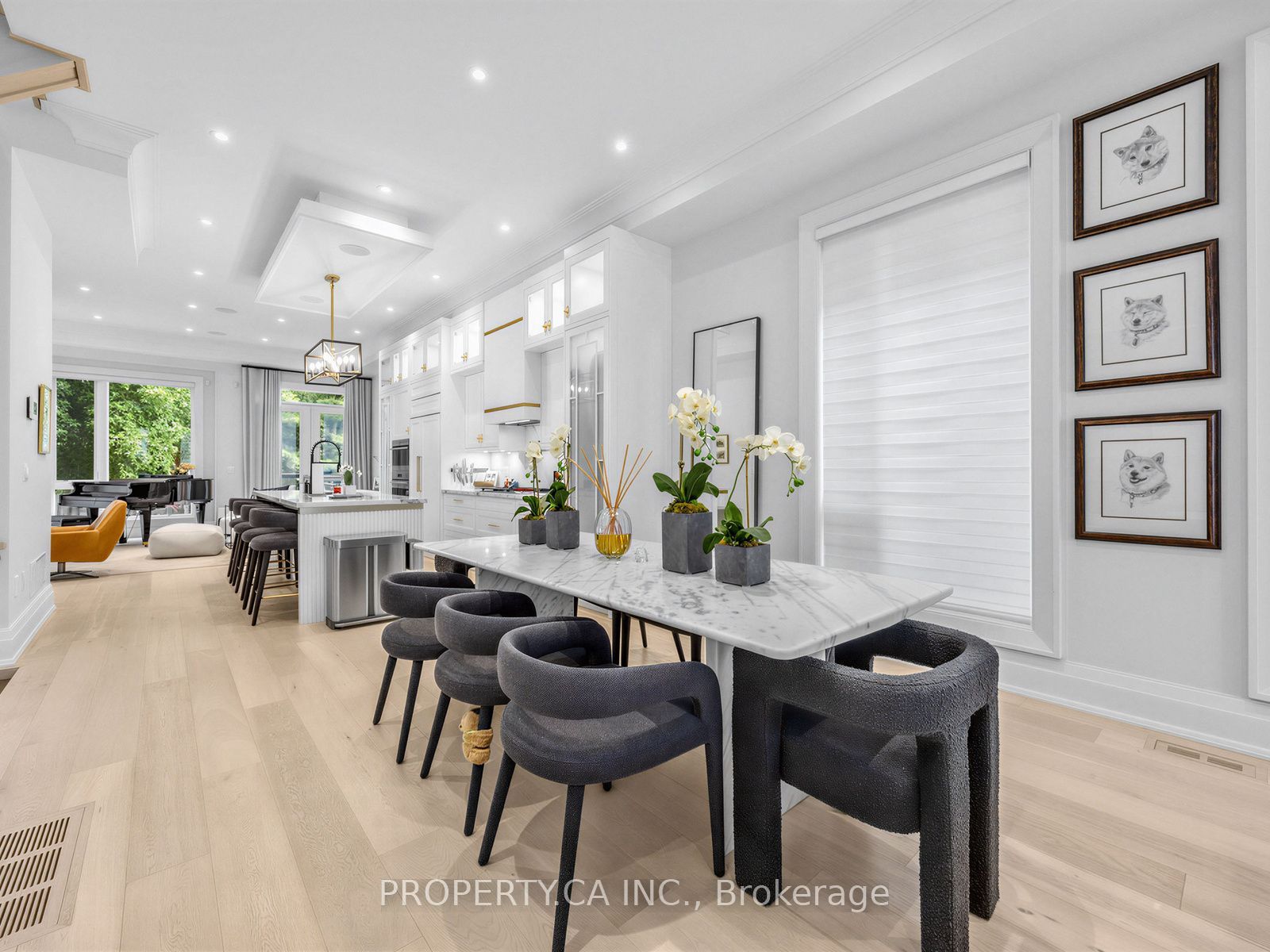 370 Hillsdale Avenue E, Toronto 5
