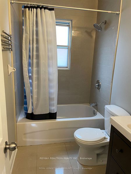 Unit Main - 277 Bogert Avenue, North York 3