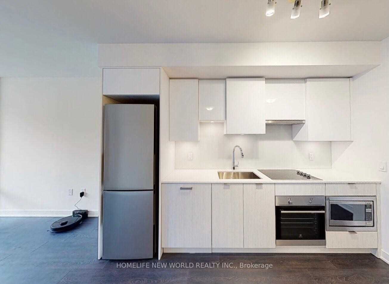 Unit 613 - 99 Broadway Avenue, Toronto 4