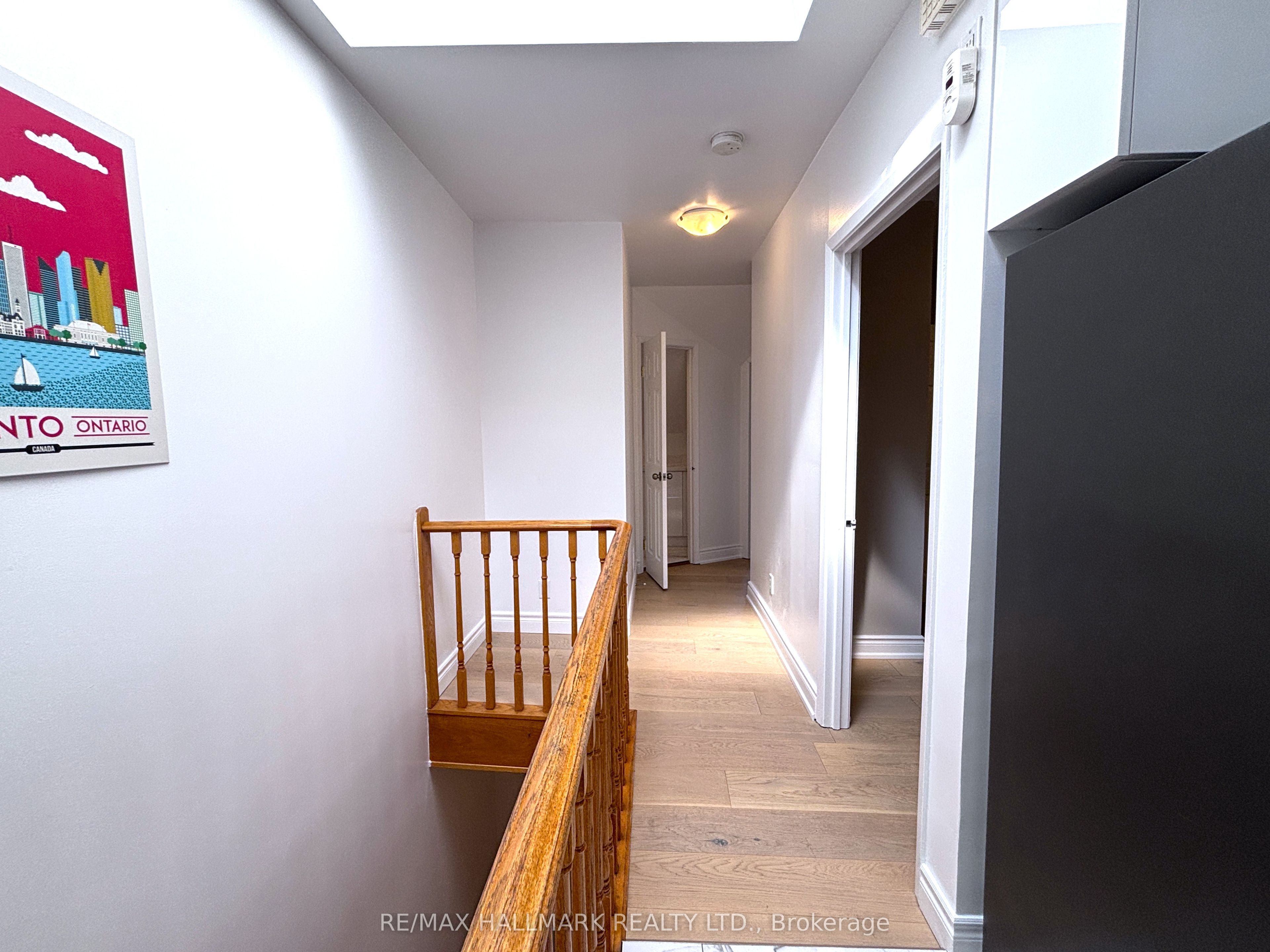 Unit 3 - 61 Cecil Street, Toronto 5