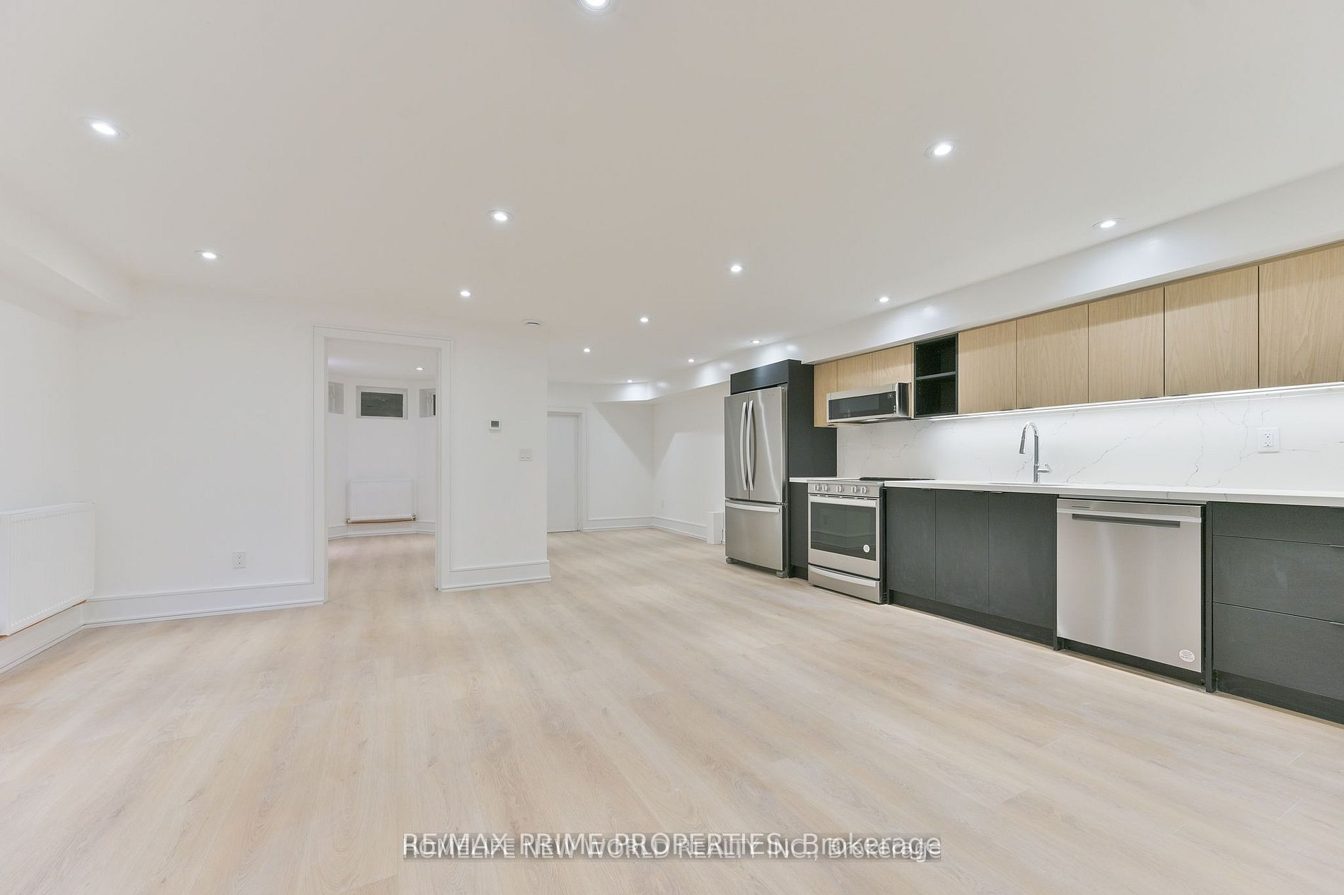 Unit Lower - 995 Dufferin Street, Toronto 5