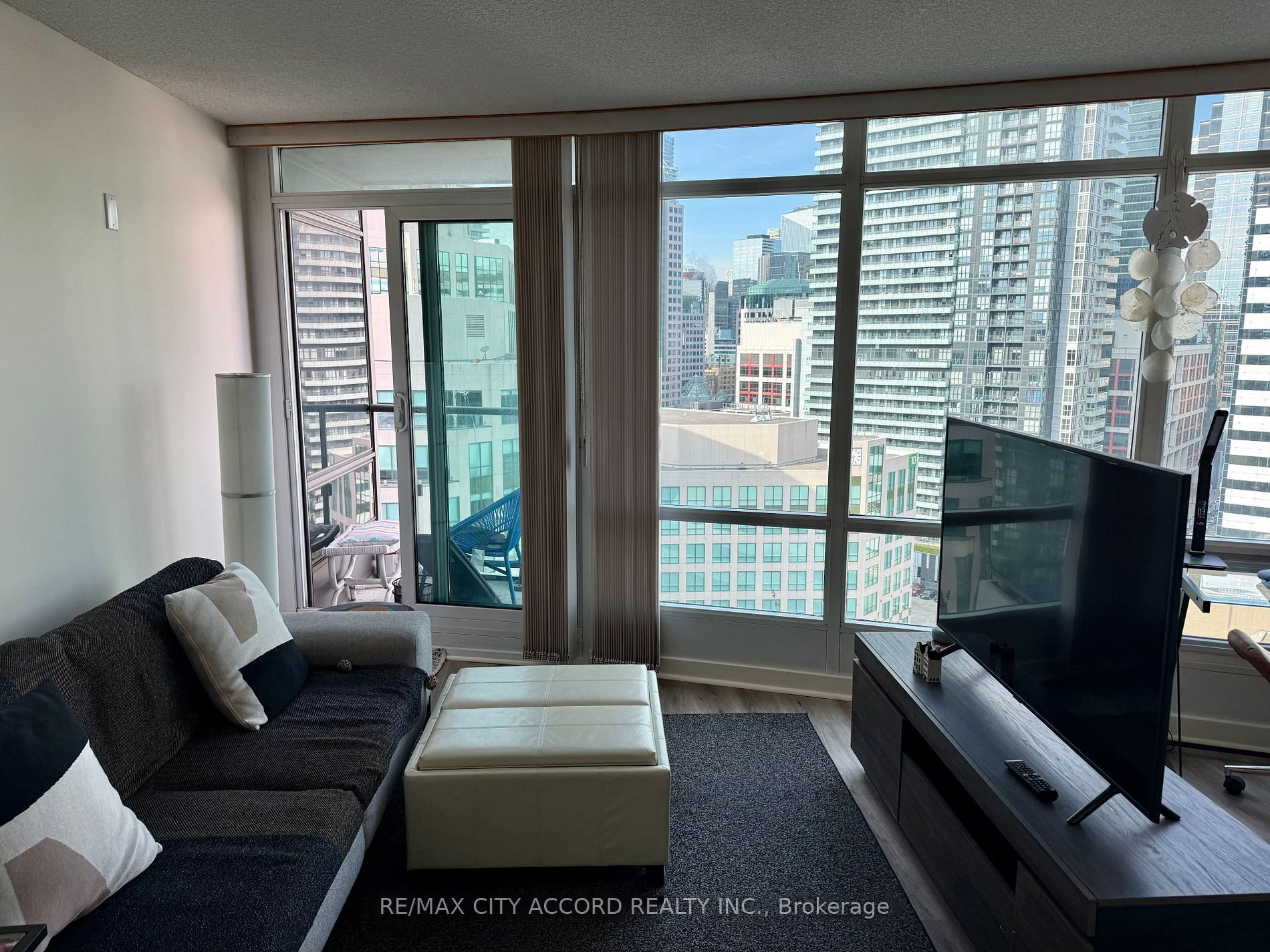 Unit 2102 - 361 Front Street W, Toronto 5