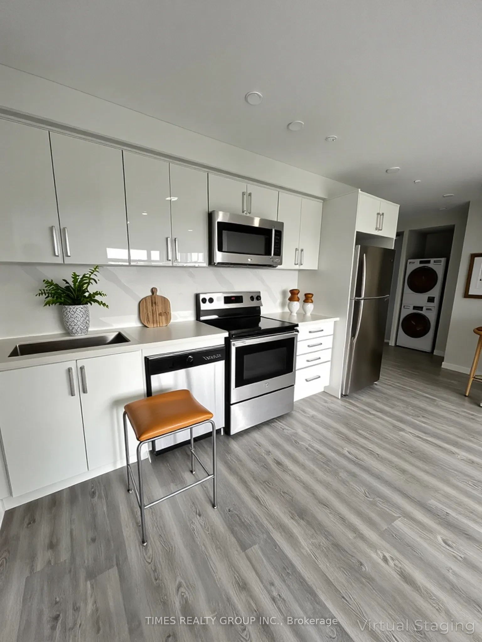 Unit 508 - 15 Walmer Road, Toronto 5