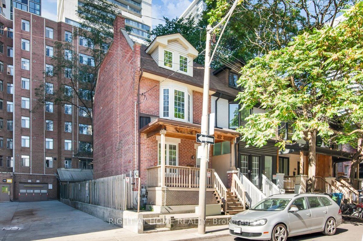 Unit Main & Lower - 182 Mutual Street, Toronto 2