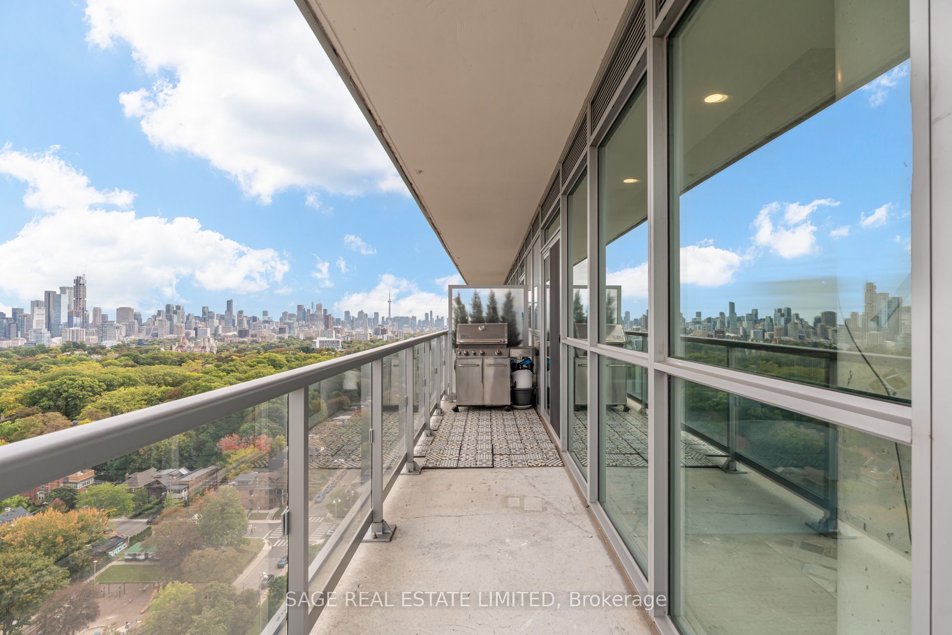 Unit 1902 - 501 St Clair Avenue W, Toronto 4