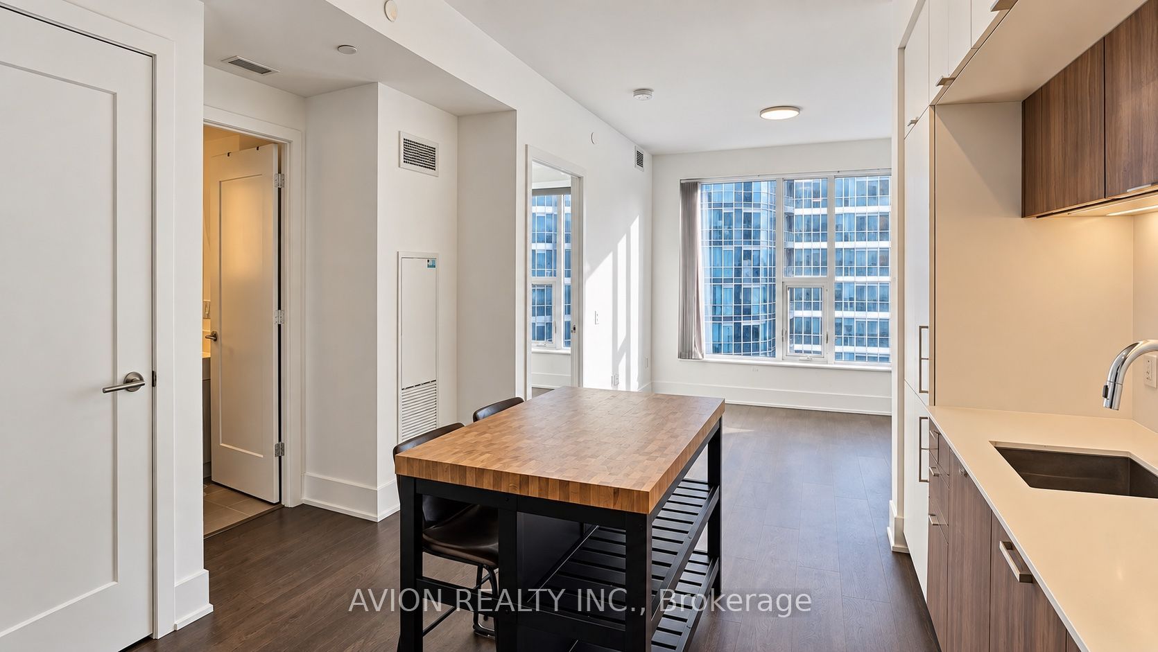 Unit 3008 - 10 York Street, Toronto 4