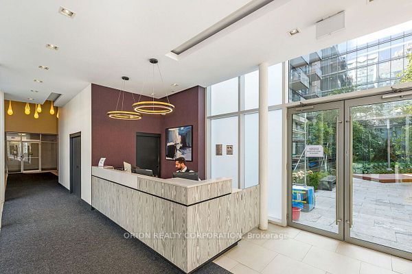 Unit 911 - 90 Stadium Road, Toronto 5
