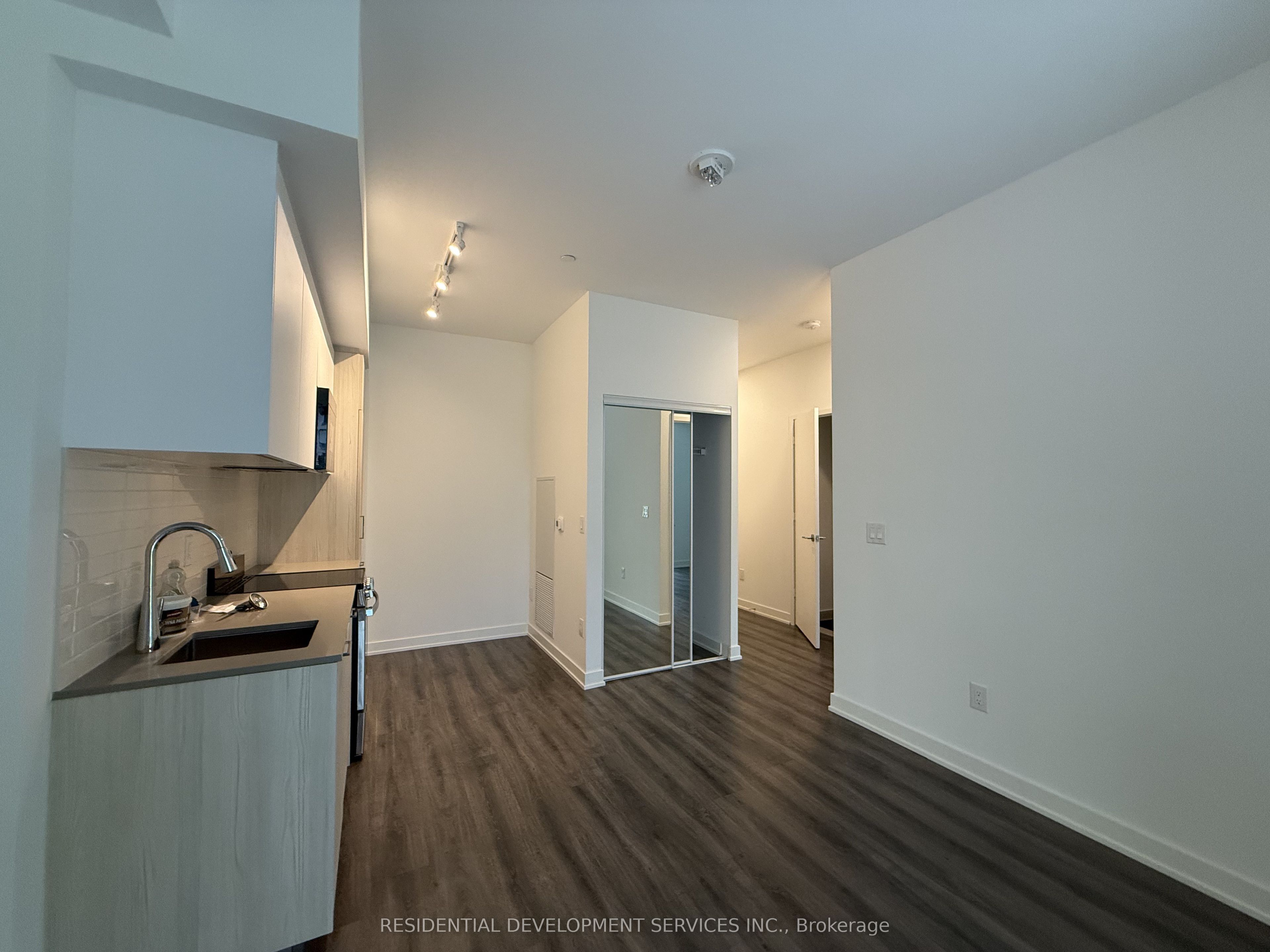 Unit 202 - 65 Mutual Street, Toronto 2