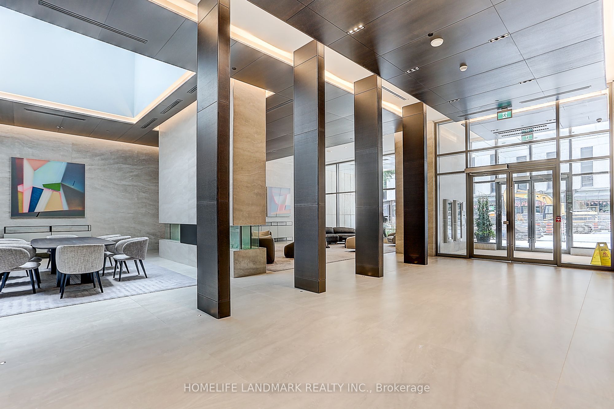 Unit 1904 - 2221 Yonge Street, Toronto 3