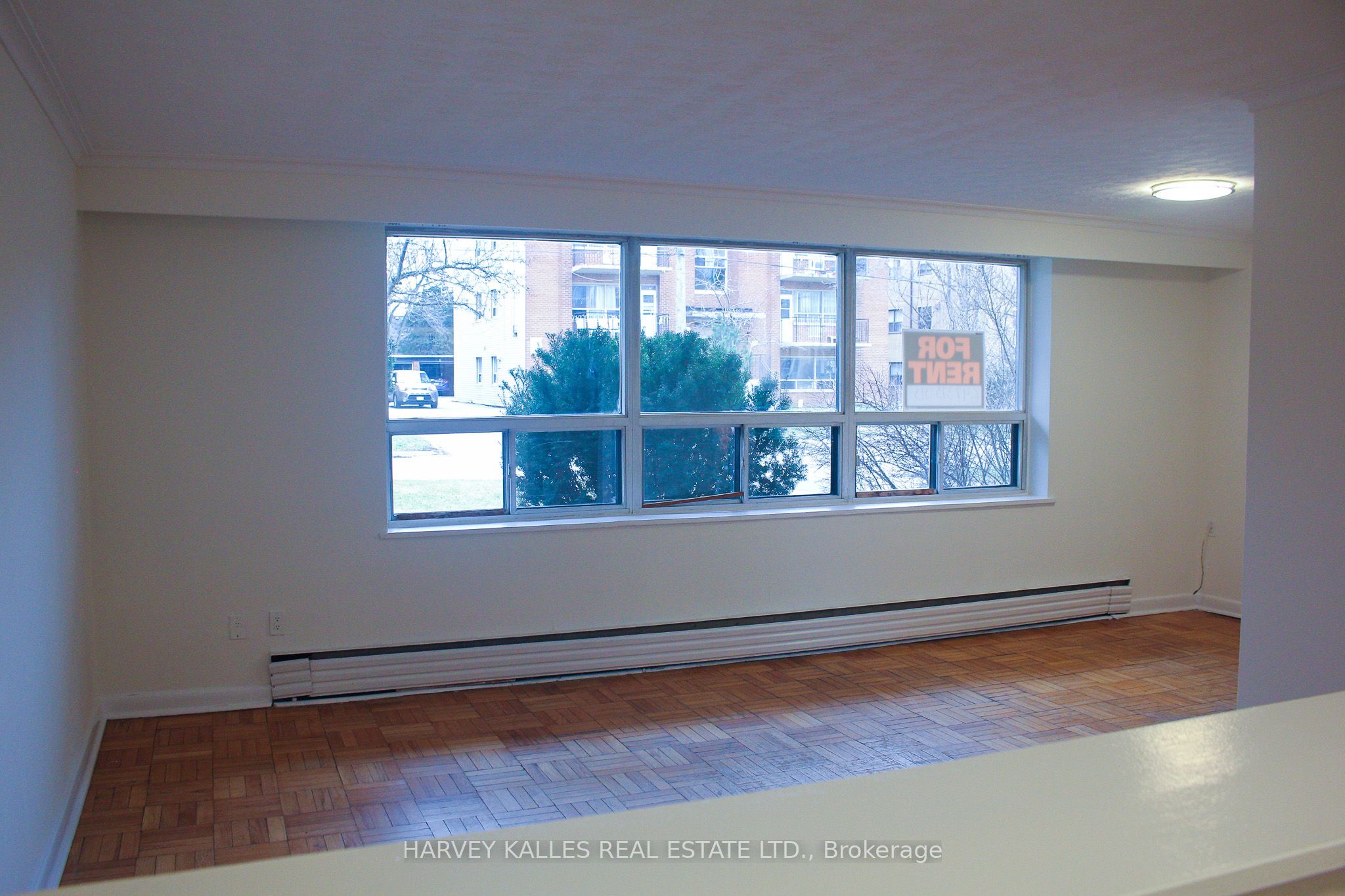 Unit 2 - 28 Fraserwood Avenue, North York 3