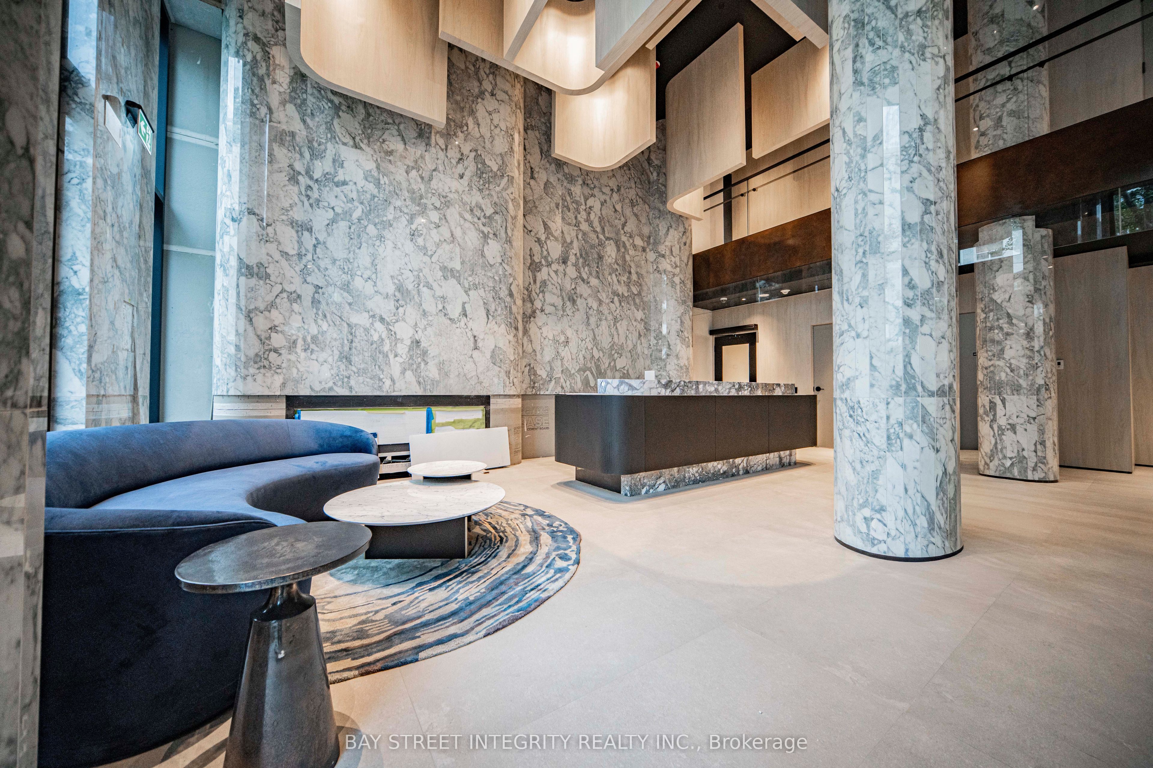 Unit 702 - 91 Montclair Avenue, Toronto 2
