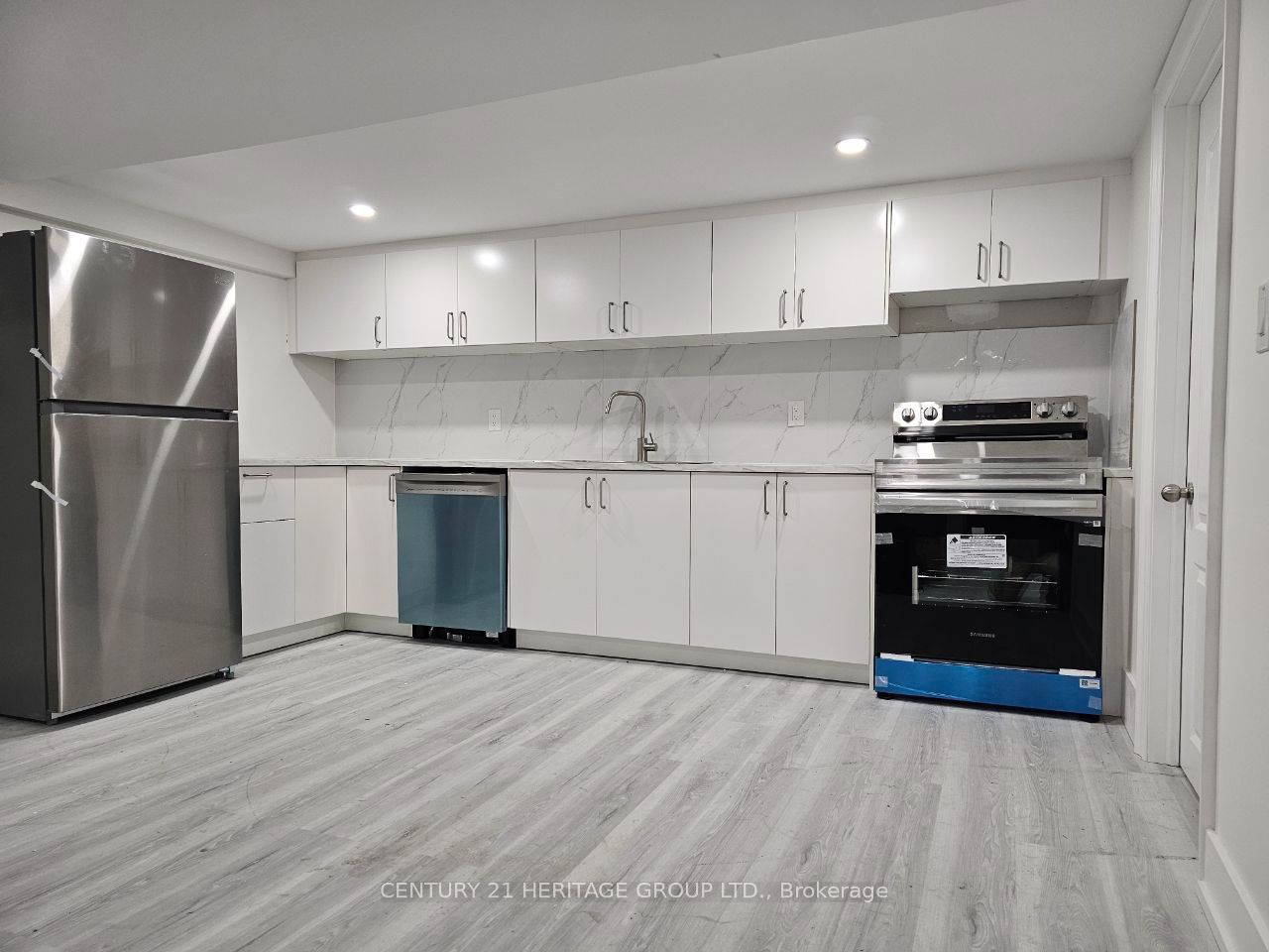 Unit Basement - 126 Nipigon Avenue, North York 4