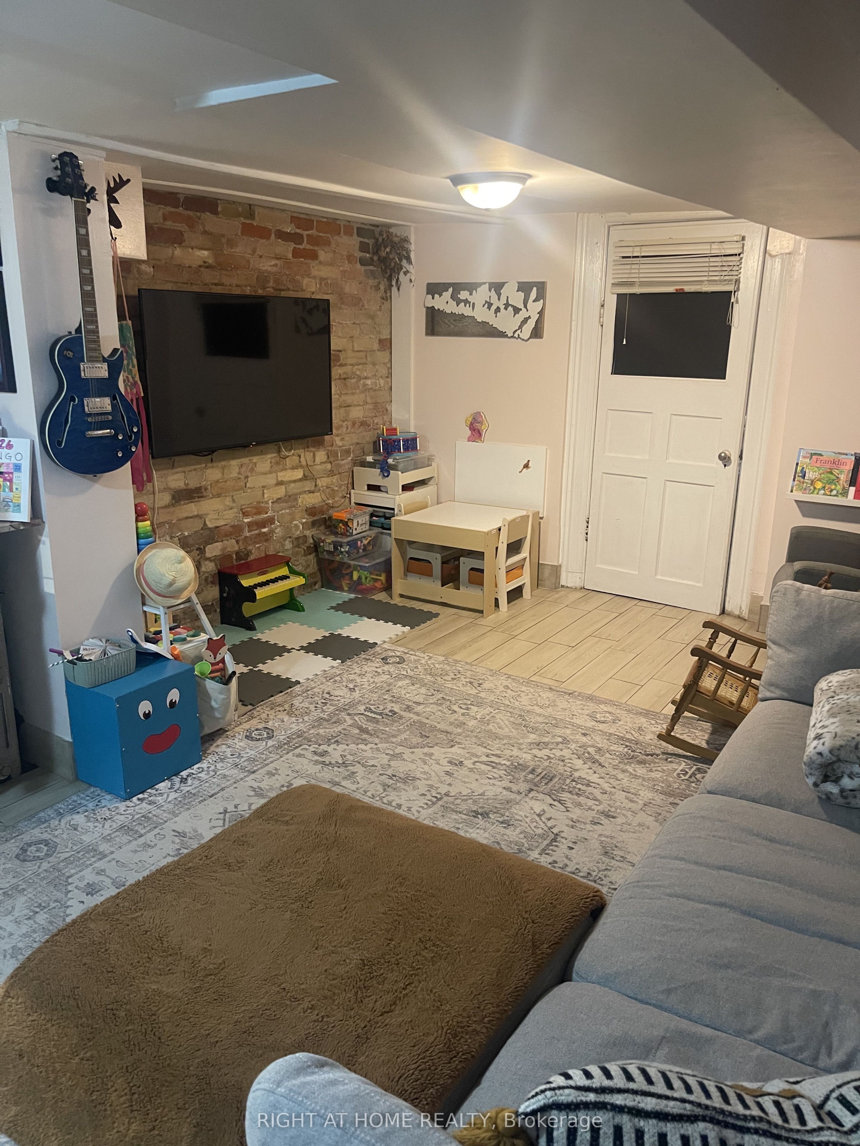 Unit Lower Level - 109 Lippincott Street, Toronto 2
