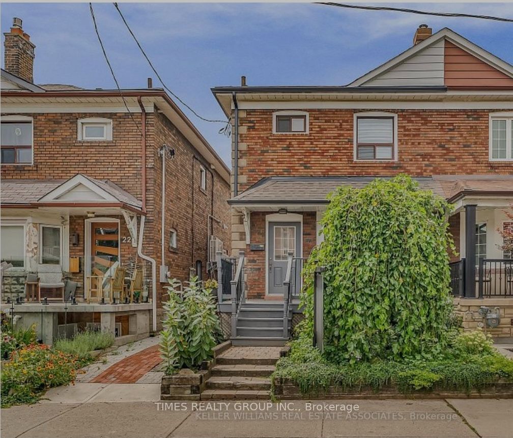 Unit Lower - 24 Coolmine Road, Toronto 3