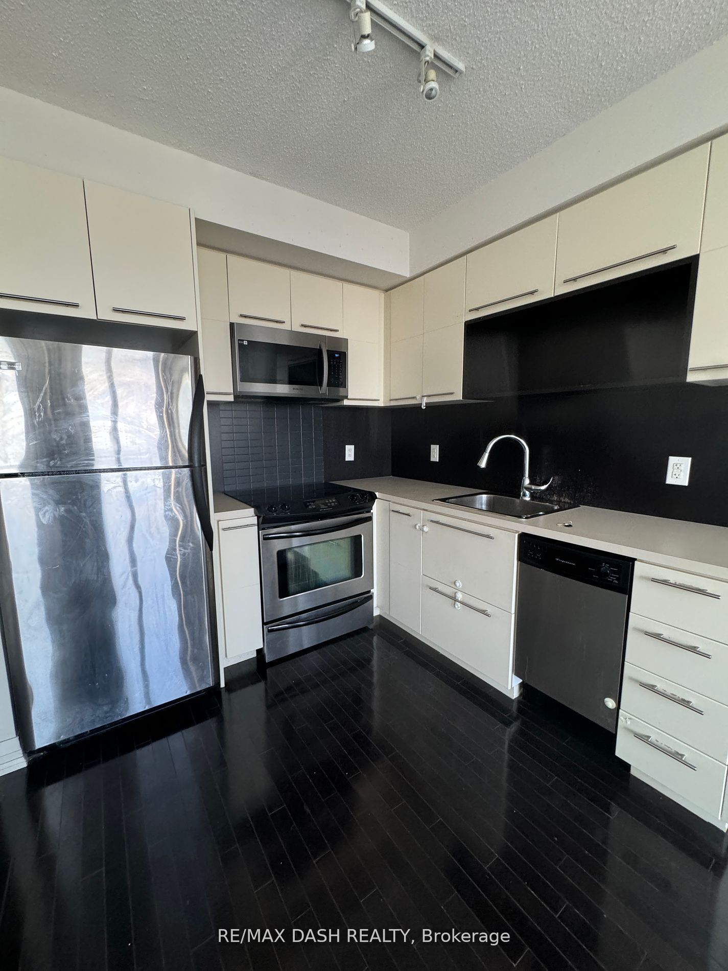 Unit 2701 - 25 Carlton Street, Toronto 2
