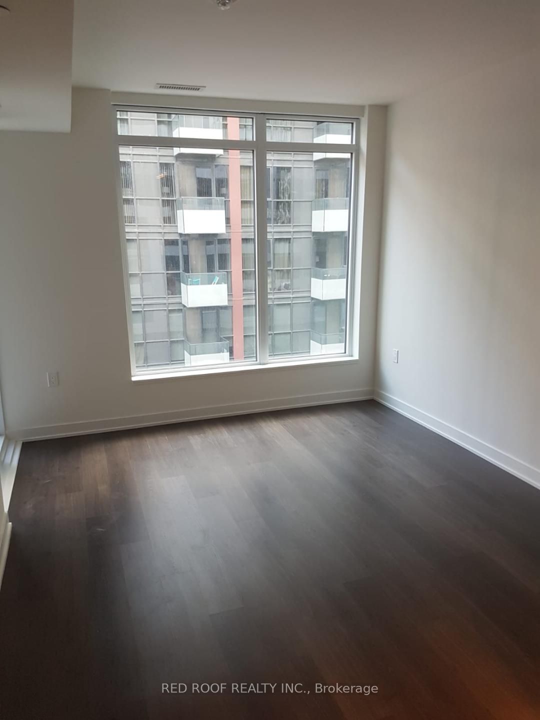 Unit 527E - 576 Front Street W, Toronto 2