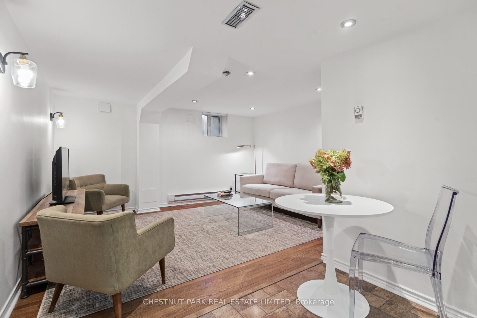Unit Lower - 44 Glen Echo Road, Toronto 2