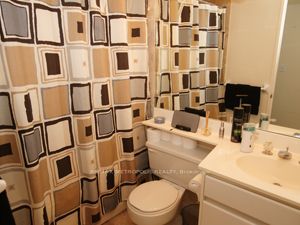 Unit 1702 - 7 Carlton Street, Toronto 5