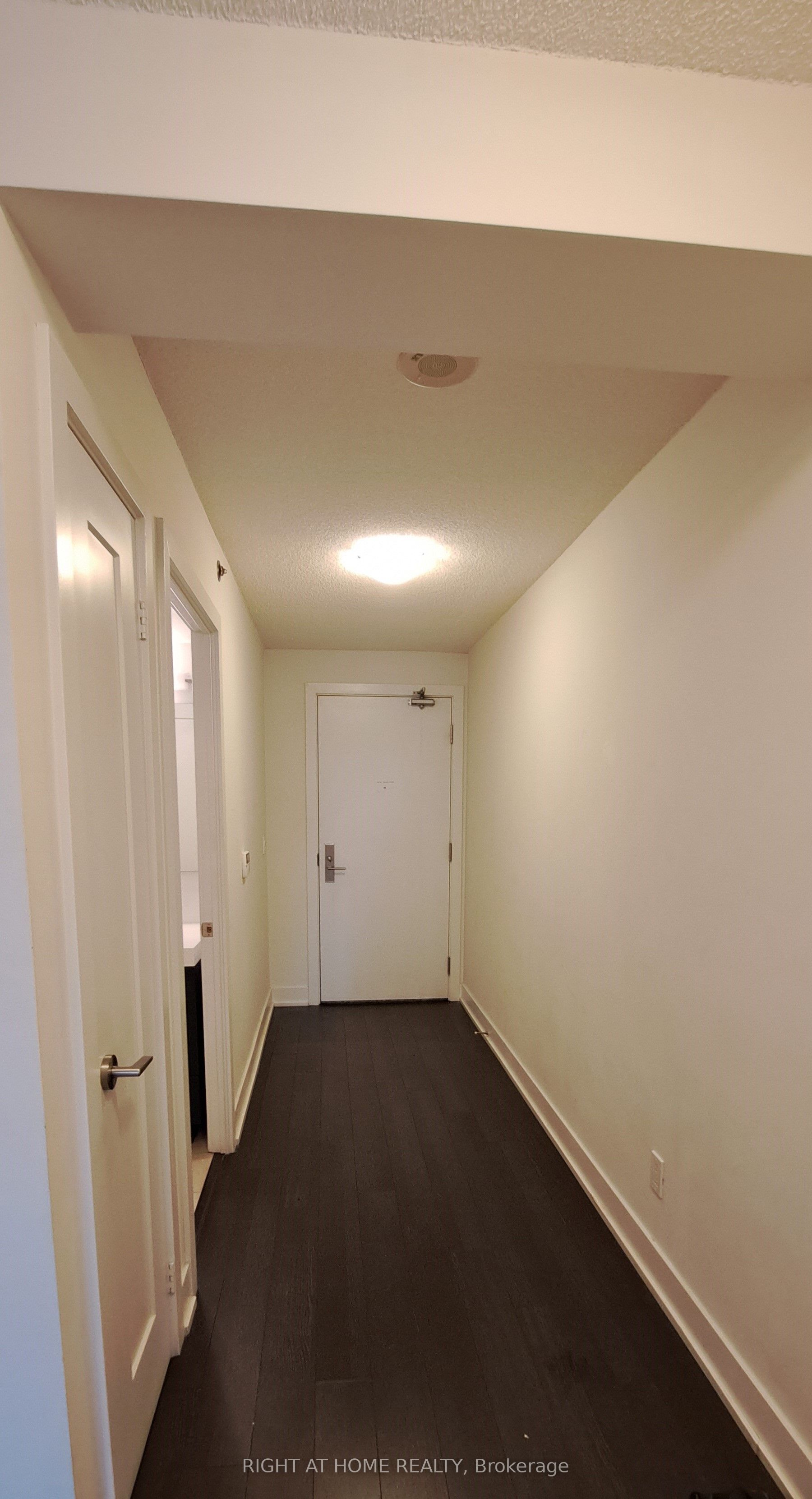 Unit 404 - 318 Richmond Street W, Toronto 4