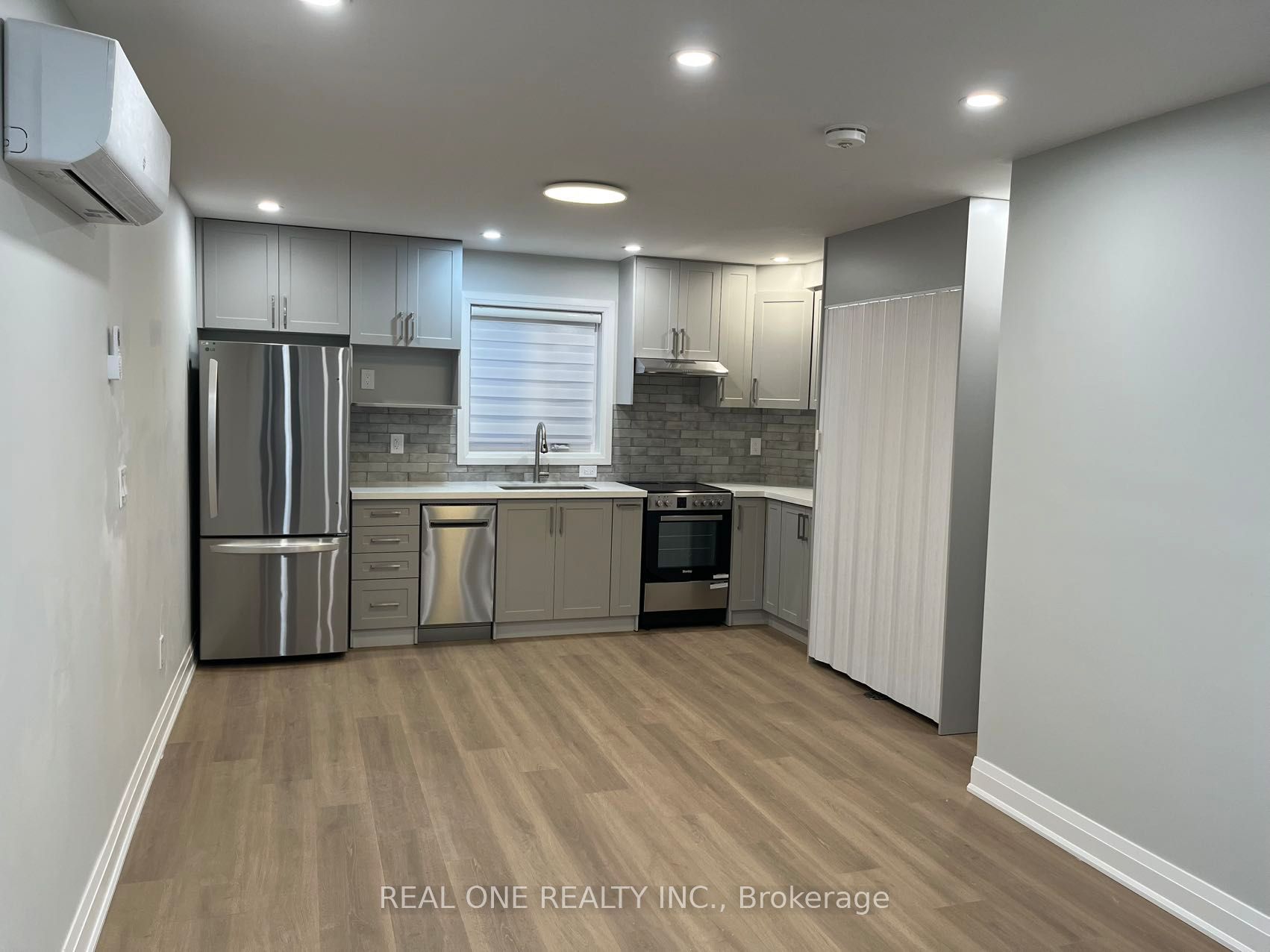 Unit Laneway house - 90 Douglas Avenue, Toronto 4