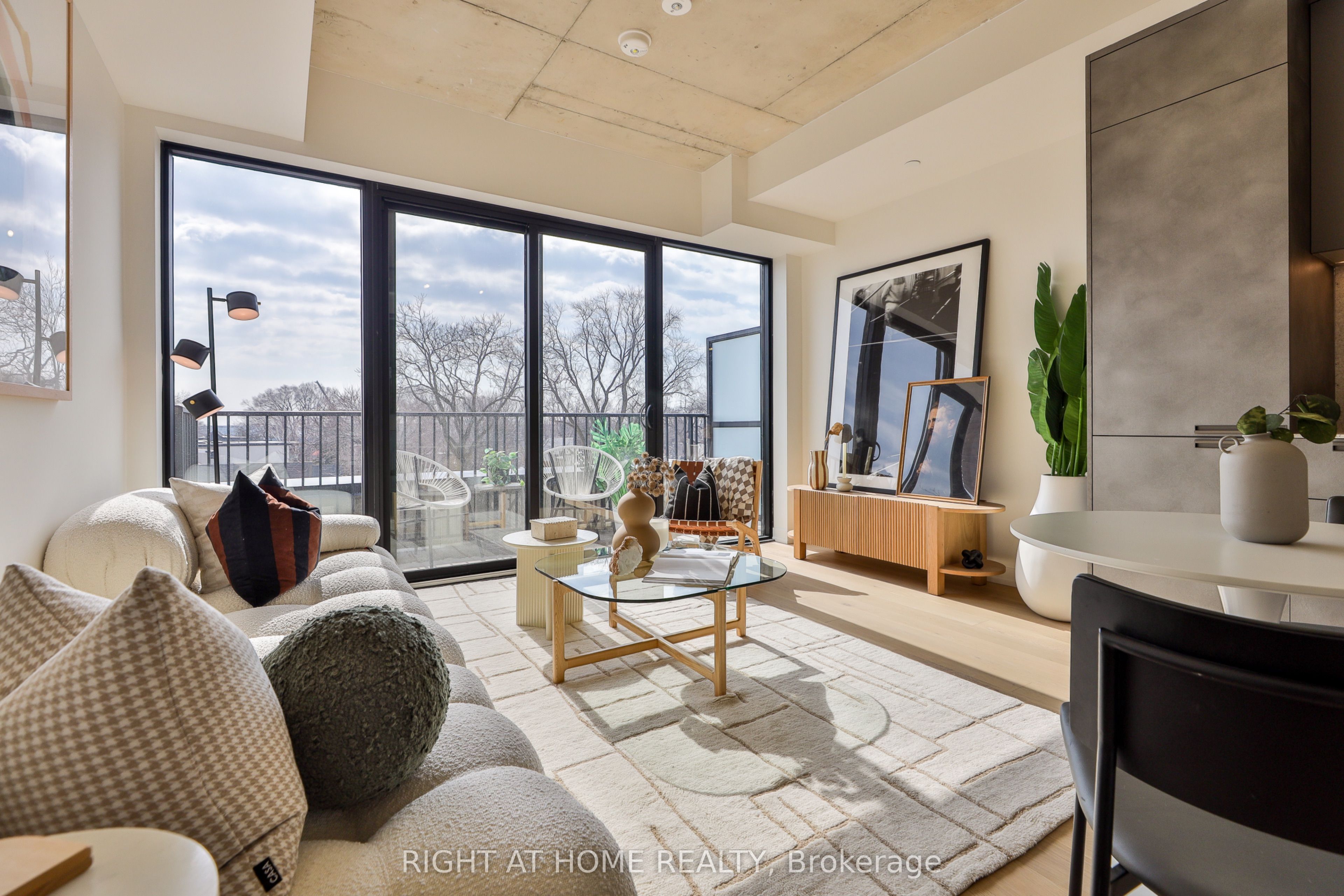 Unit 205 - 761 Queen Street E, Toronto 2