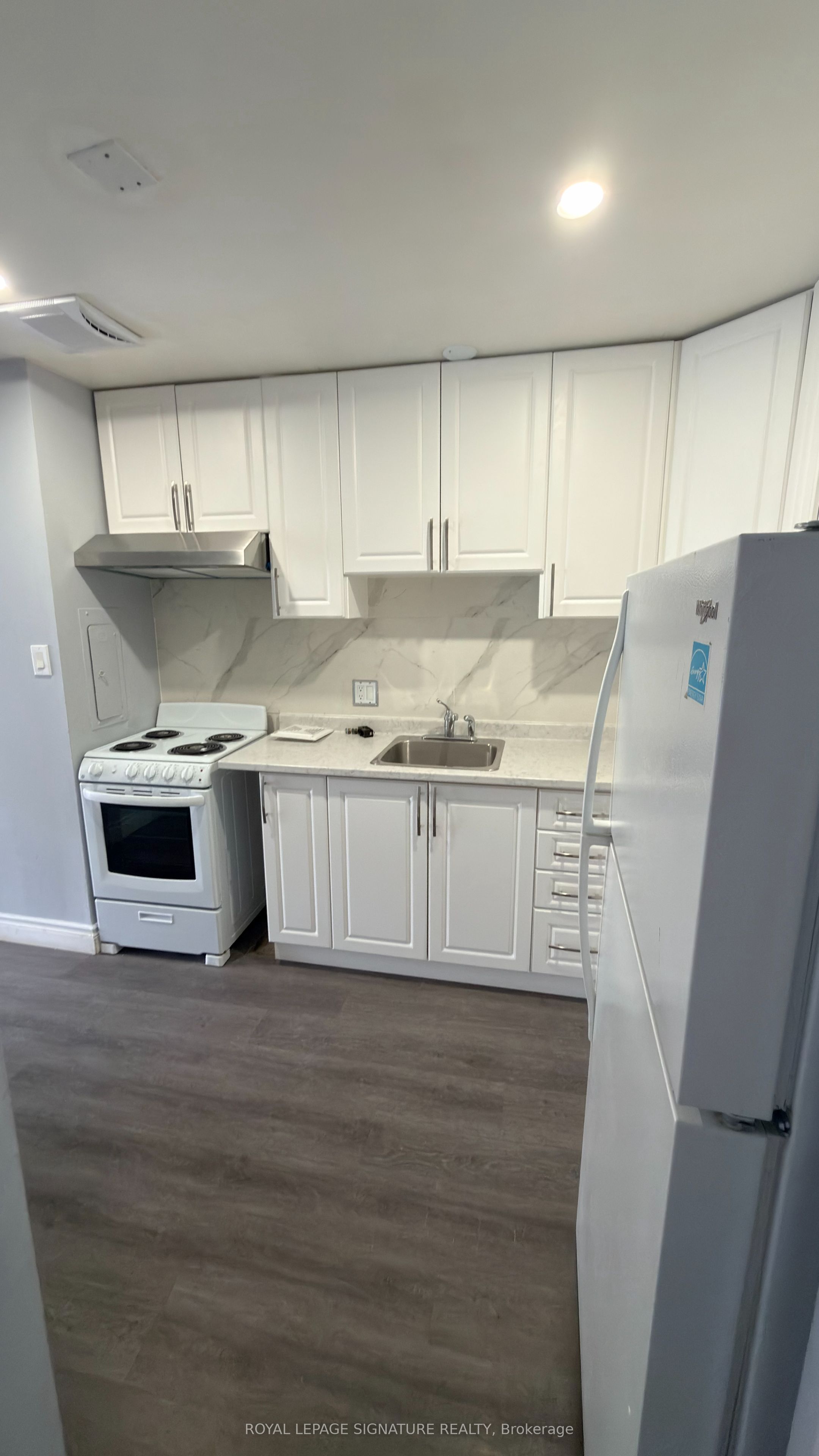 Unit 1 - 92 Wolfe Street, Oshawa 3