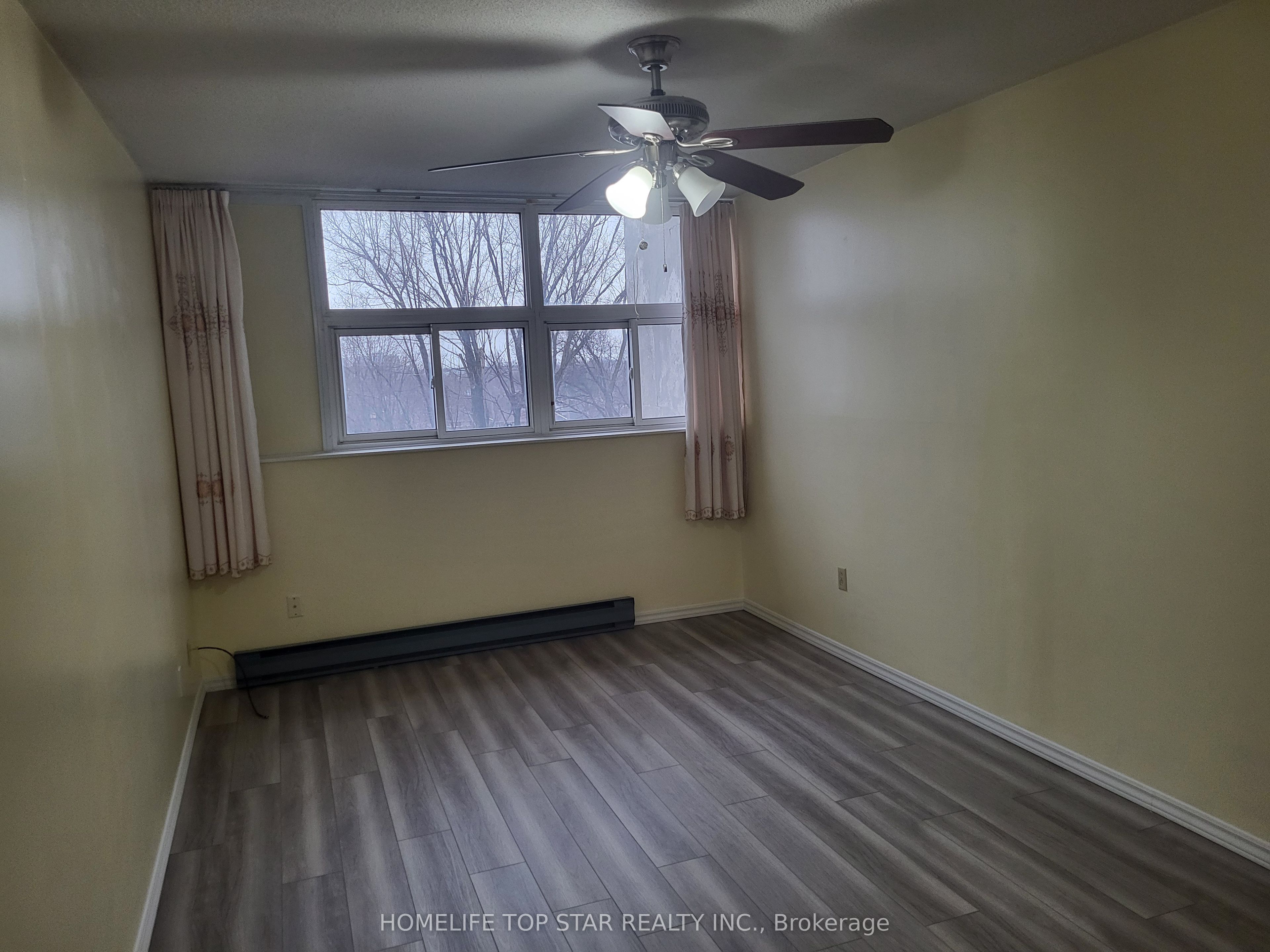 Unit 204 - 3765 Sheppard Avenue, Scarborough 3