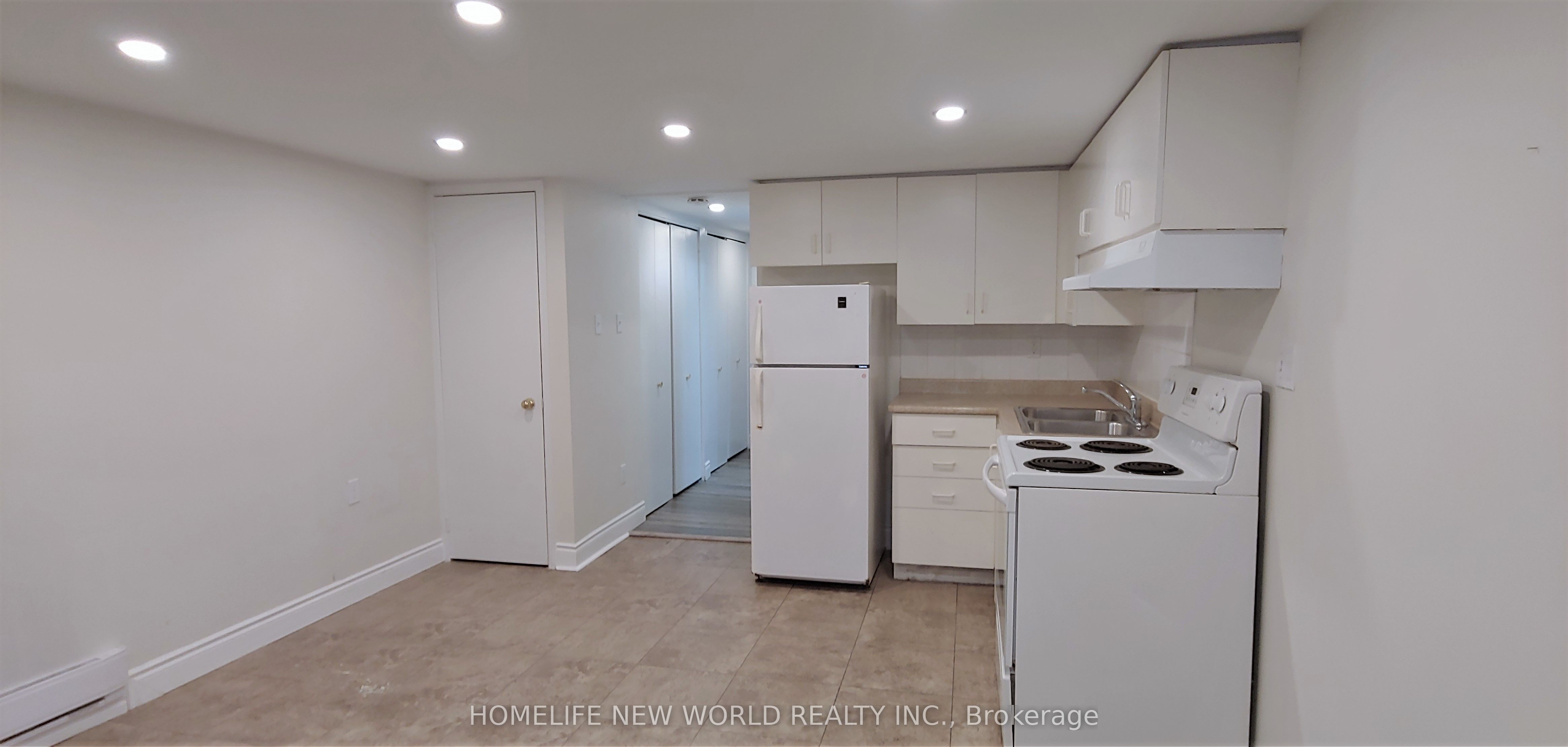 Unit Bsmt - 158 Coxwell Avenue, Toronto 3