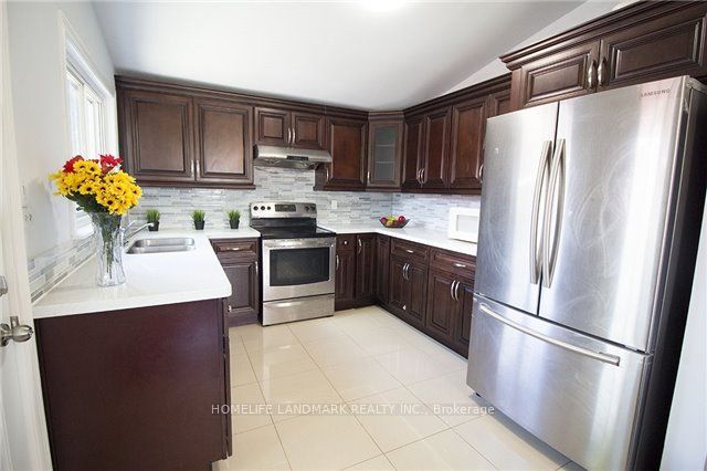 24 Highbrook Drive, Scarborough 3