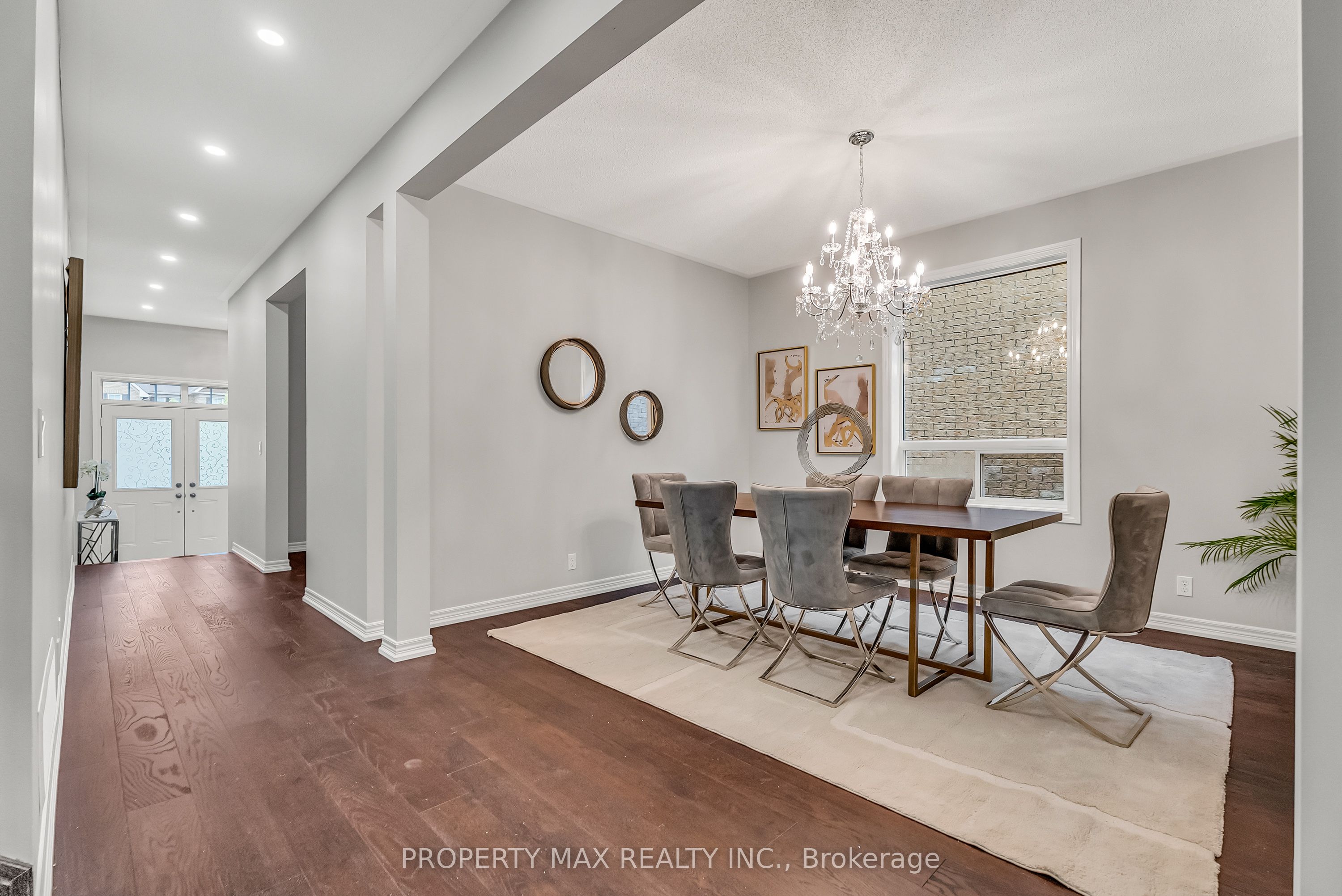 40 Britannia Avenue E, Oshawa 3
