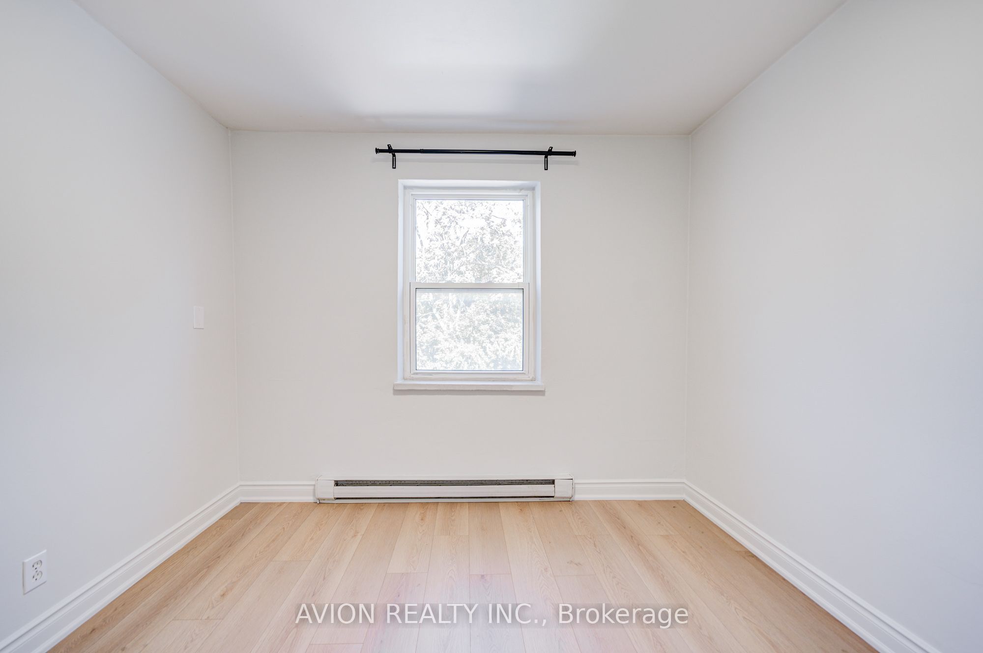 Unit Unit 6 - 882 Broadview Avenue, Toronto 5
