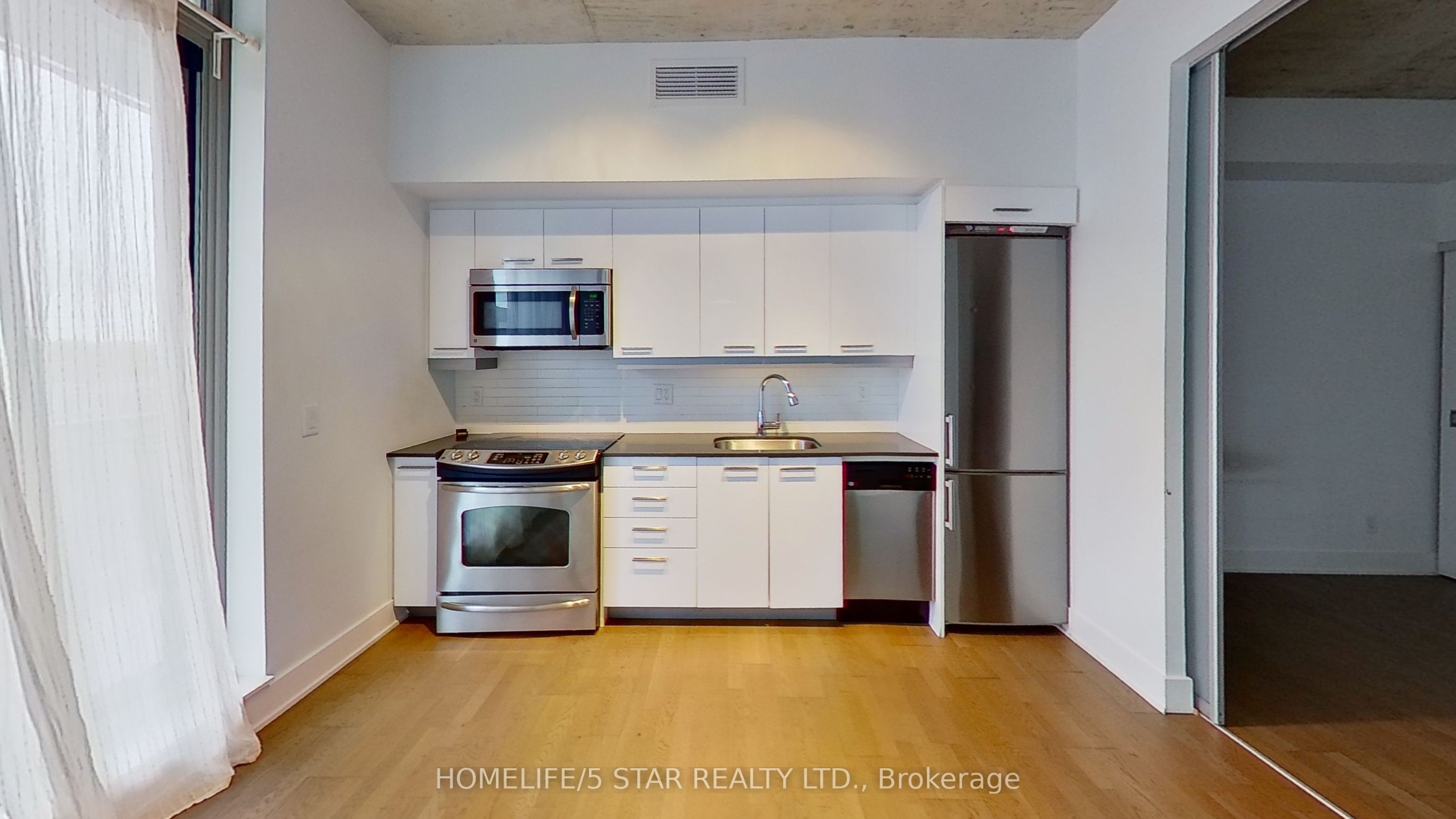 Unit 603 - 630 Queen Street E, Toronto 2