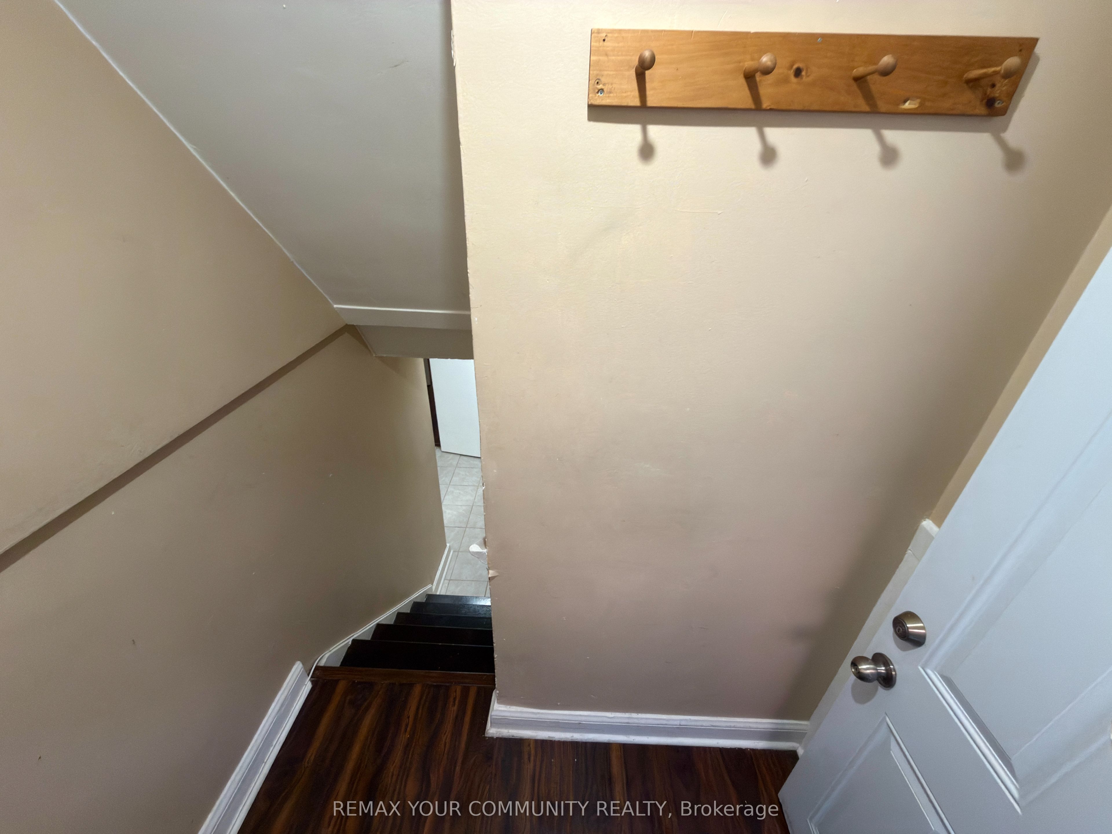 Unit Lower Room 2 - 86 Lesmount Avenue, Toronto 2