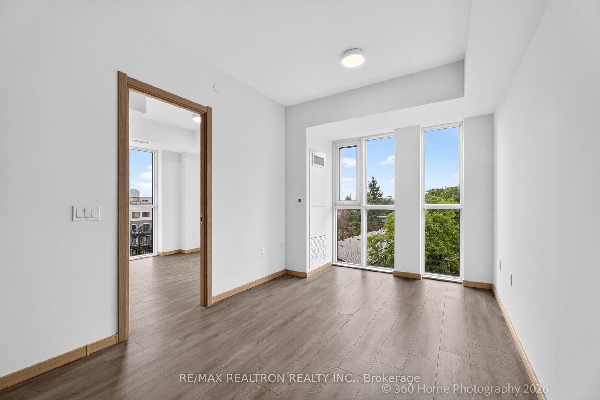 Unit 503 - 3421 Sheppard Avenue E, Scarborough 4