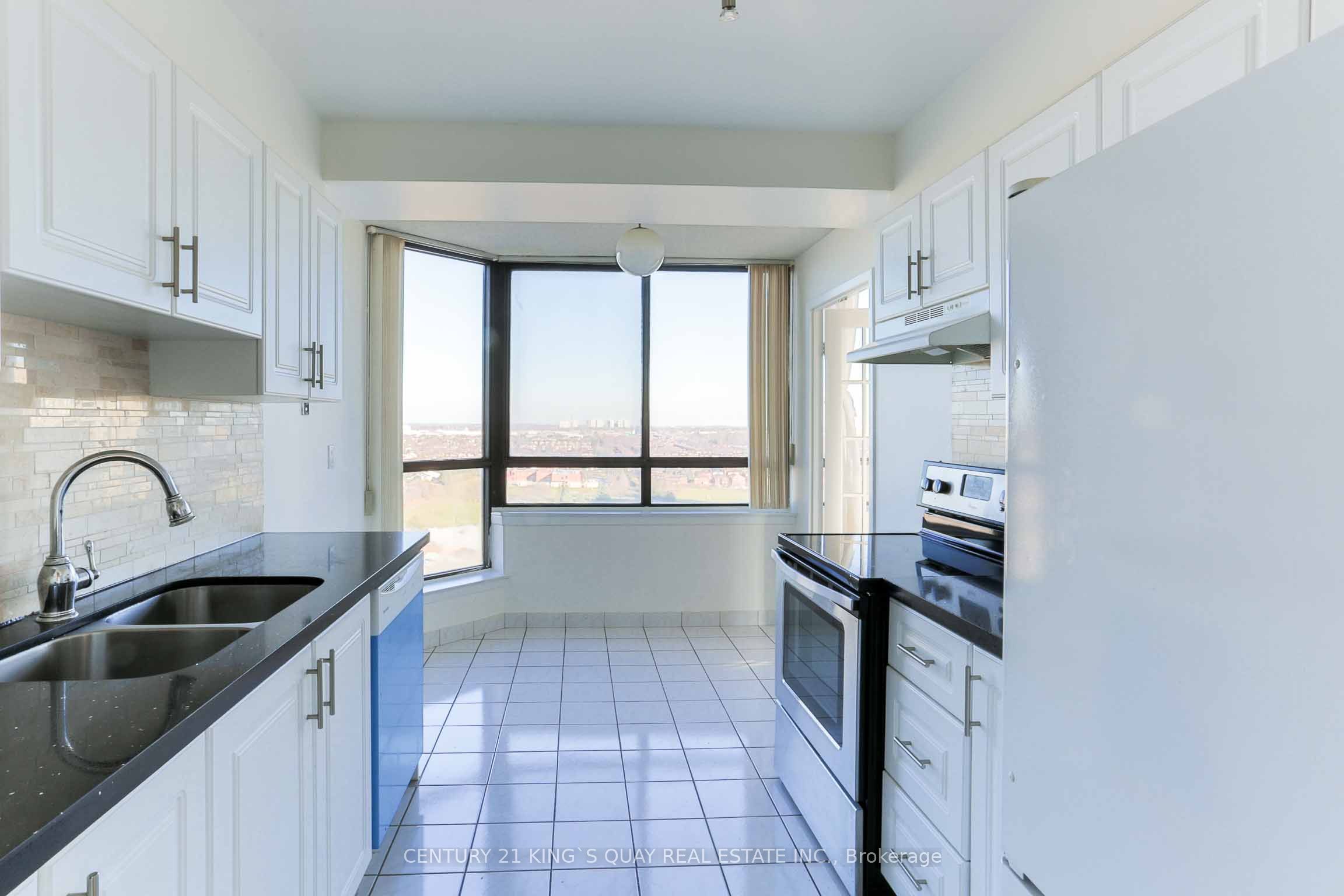 Unit 1924 - 75 Bamburgh Circle, Scarborough 3