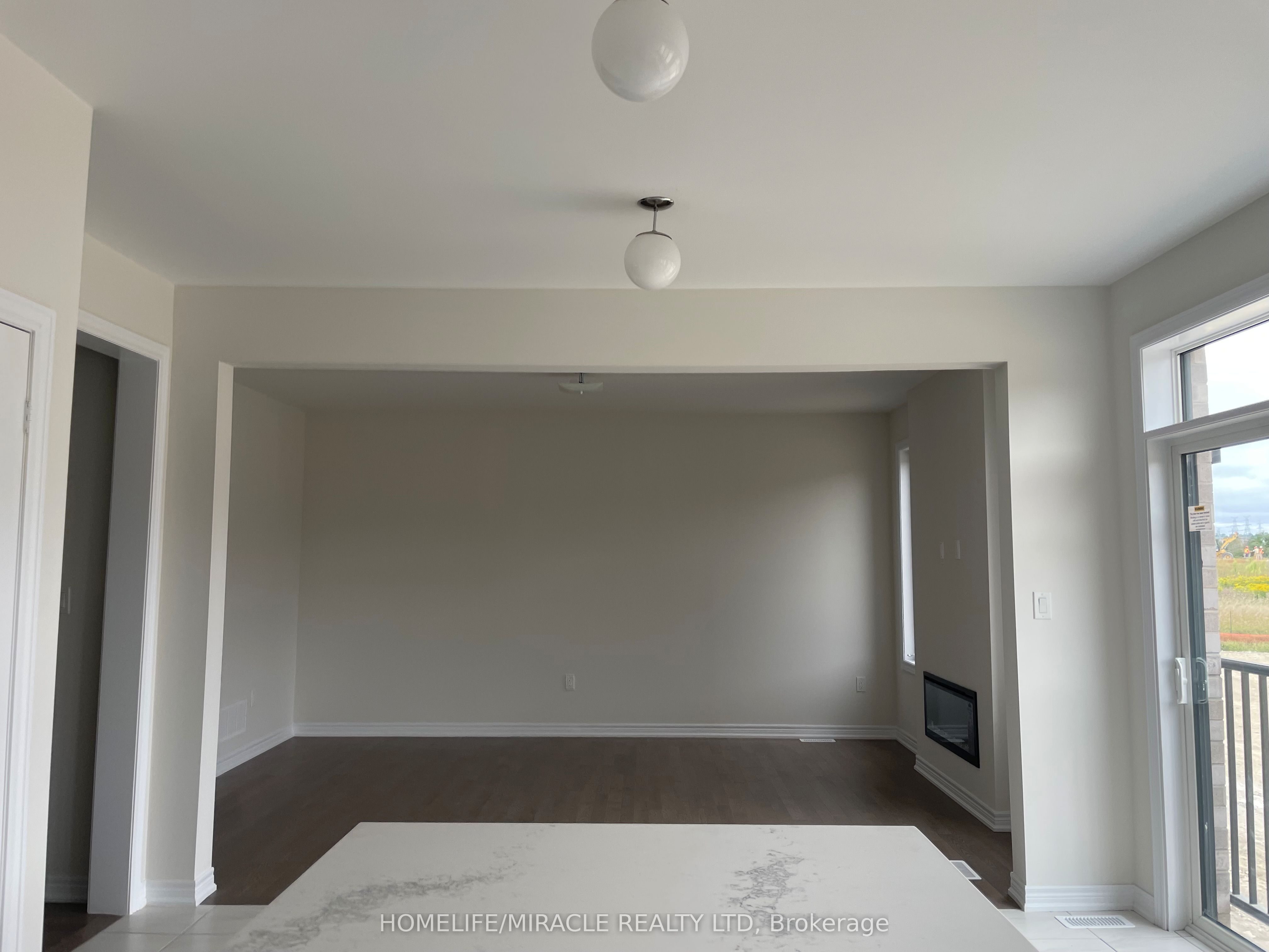 2175 Coppermine Street, Oshawa 5