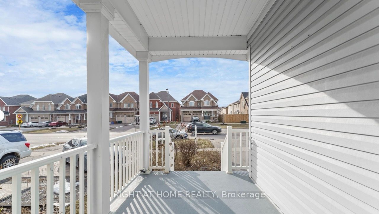 Unit Main - 1843 Grandview Street N, Oshawa 2