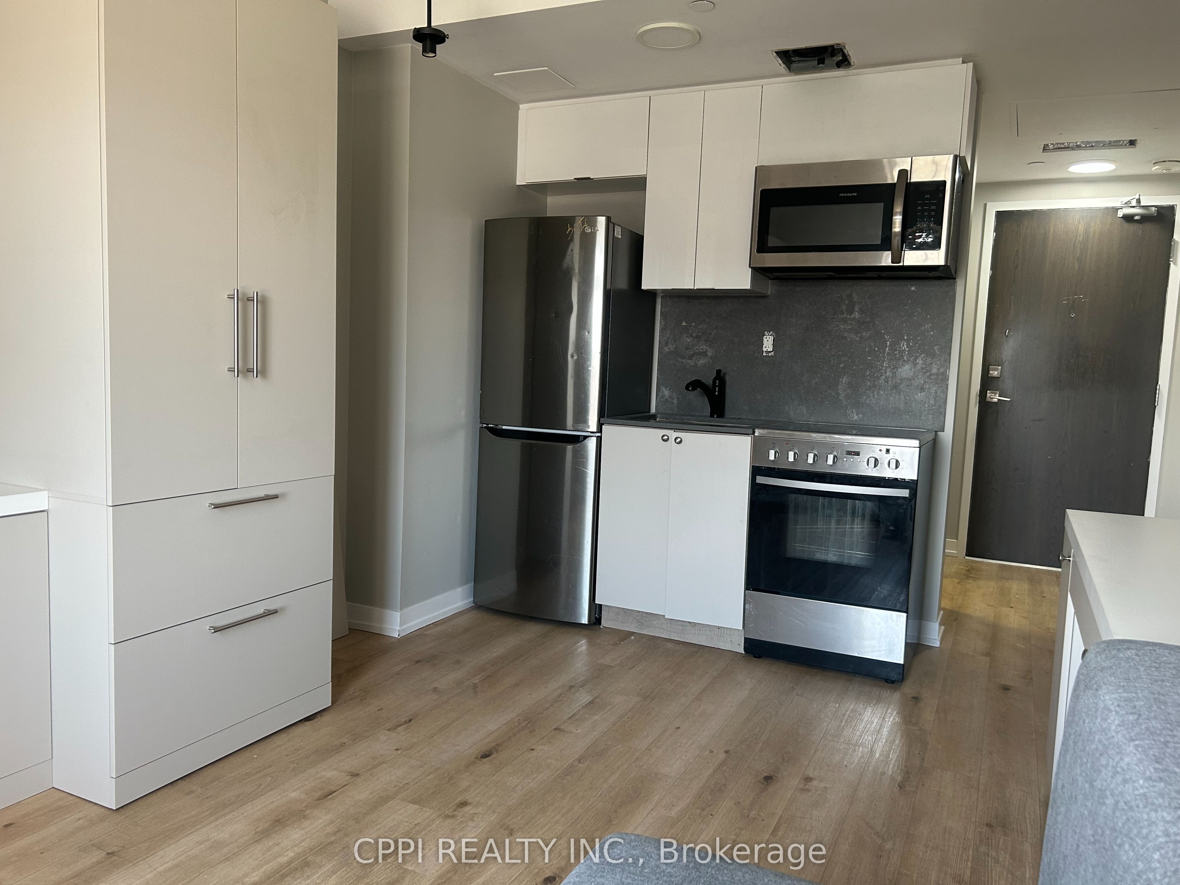 Unit 510 - 70 King Street E, Oshawa 3