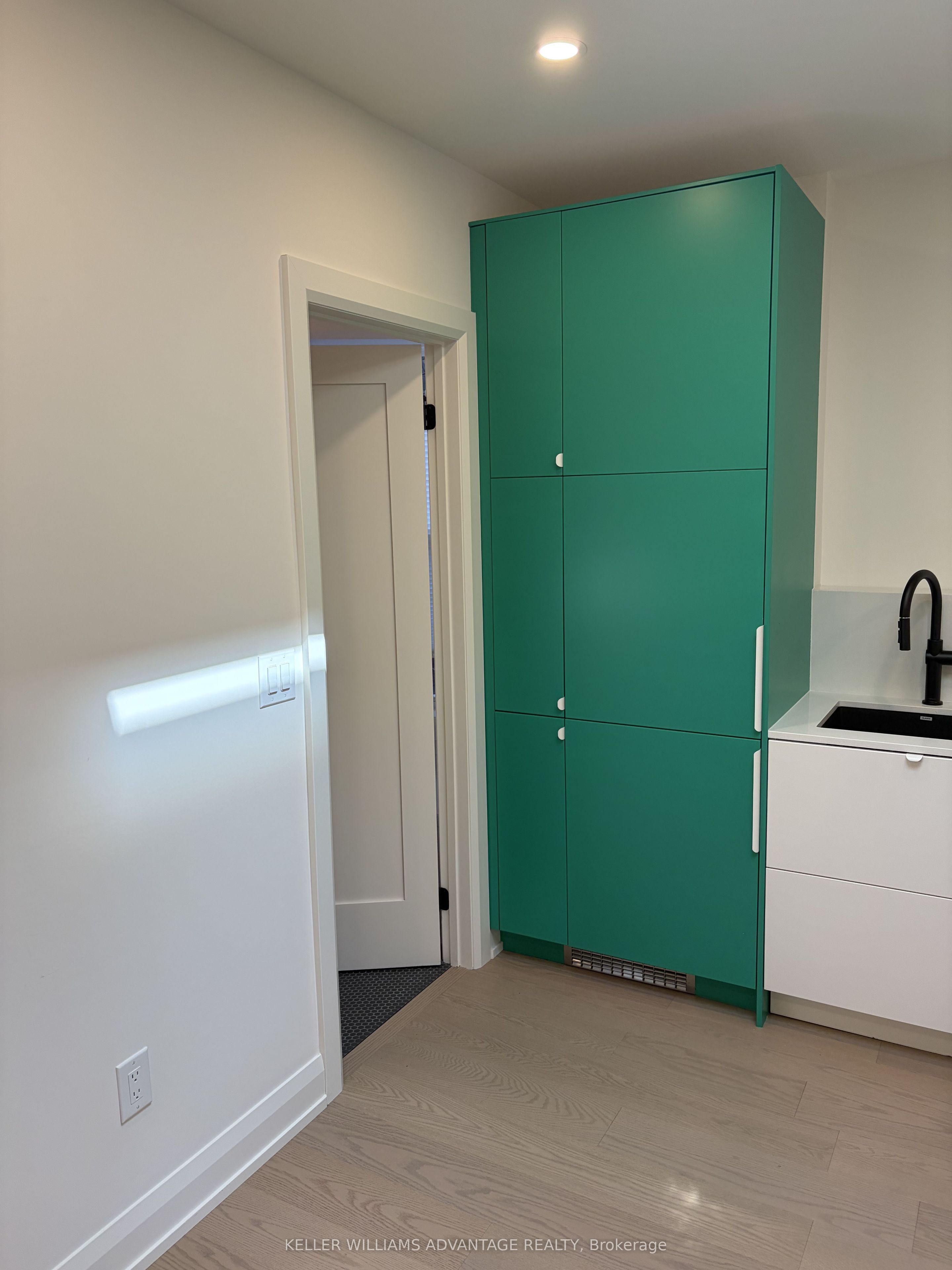 Unit 202 - 2034 Danforth Avenue, Toronto 3