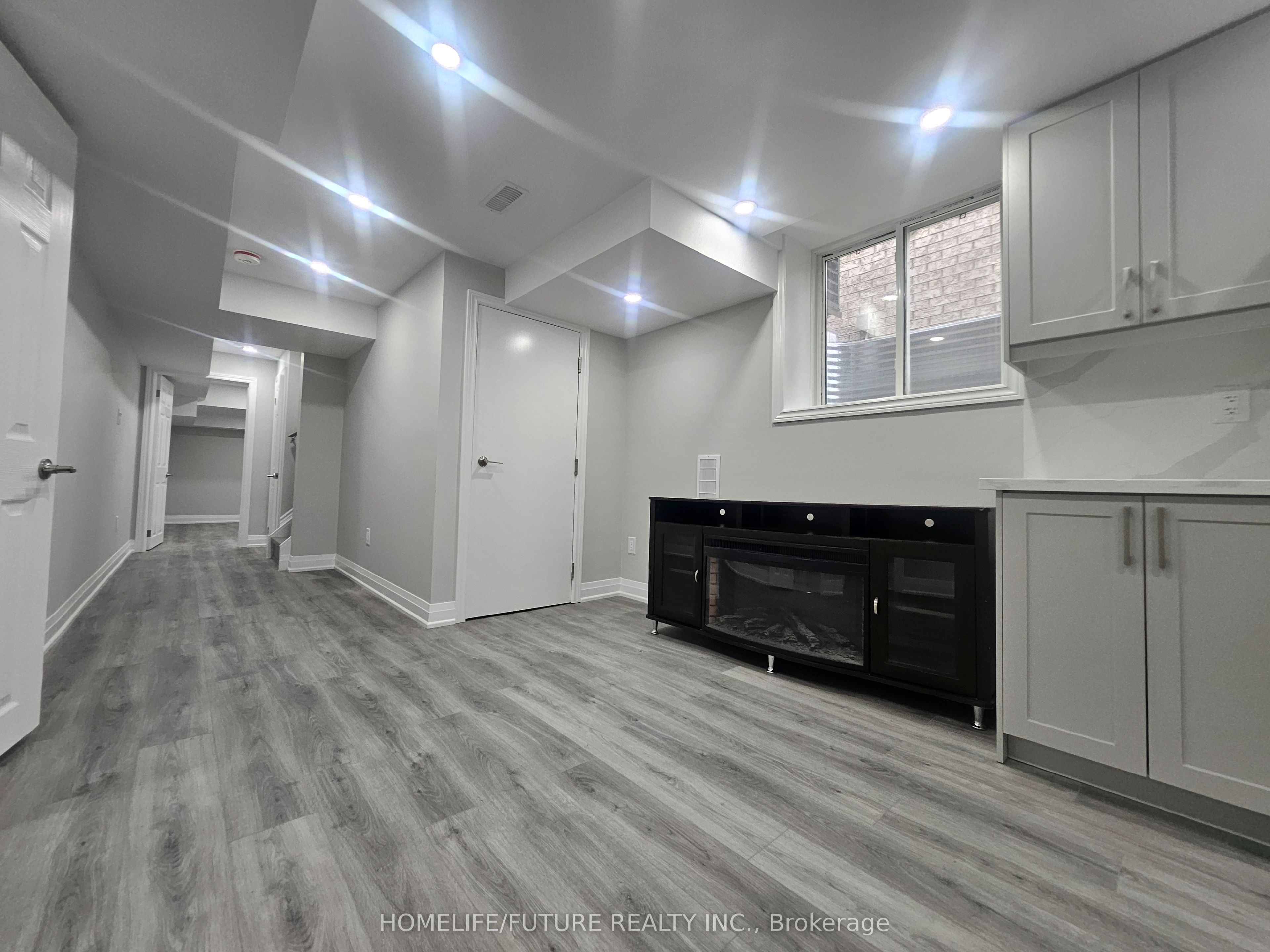 22 Headon Avenue, Ajax 2