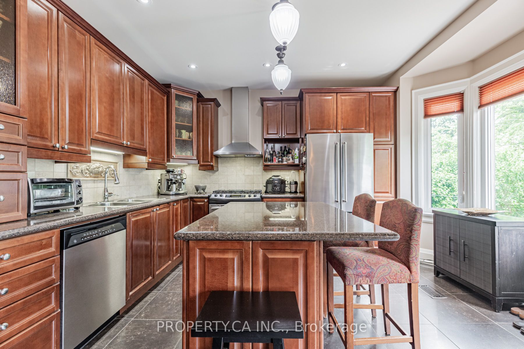 Unit Upper - 131 Gillard Avenue, Toronto 5