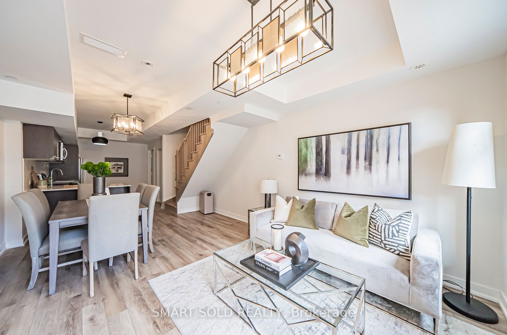 Unit 132 - 20 Echo Point, Scarborough 3