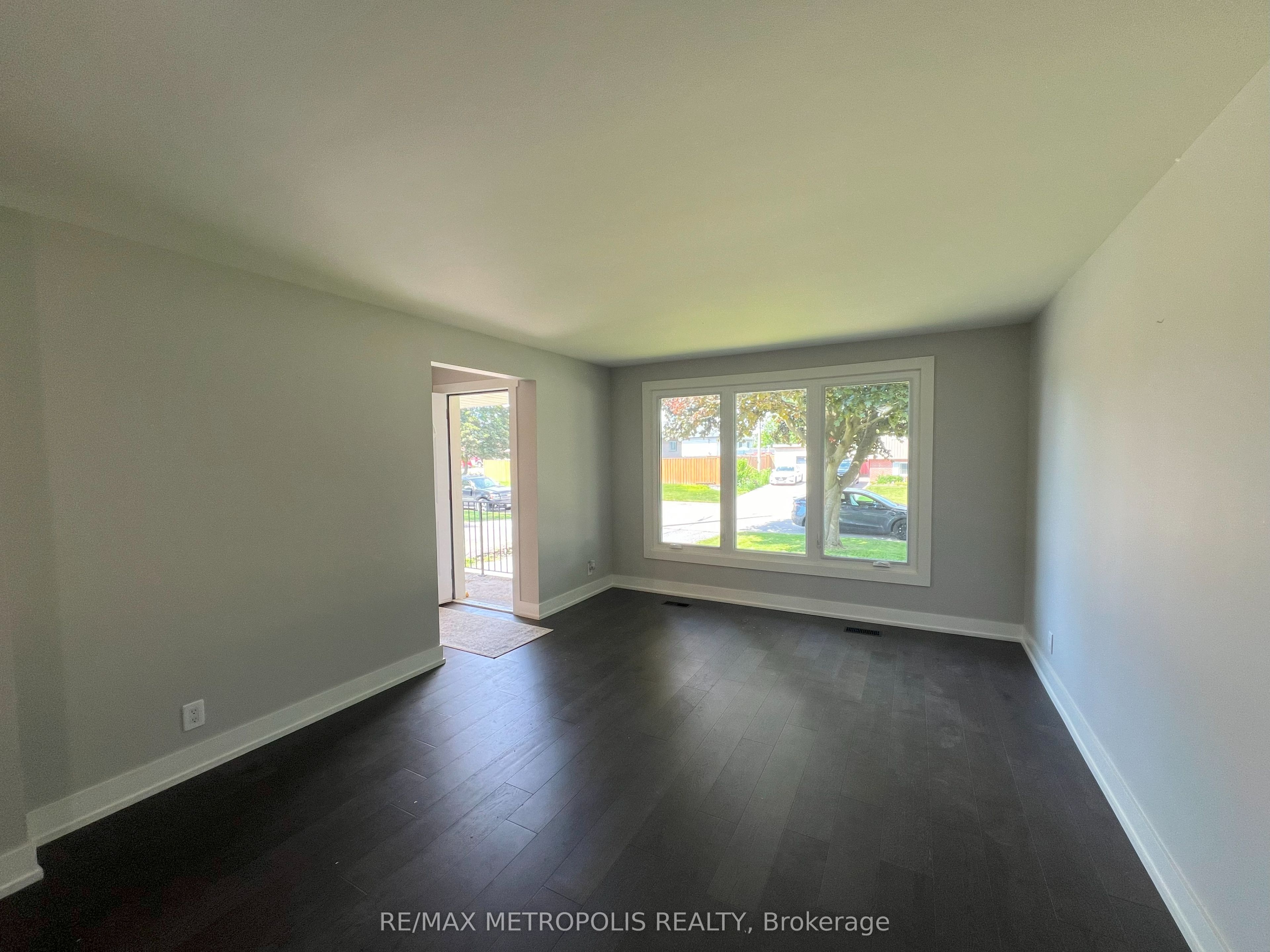 Unit MAIN - 797 Zator Avenue, Pickering 3