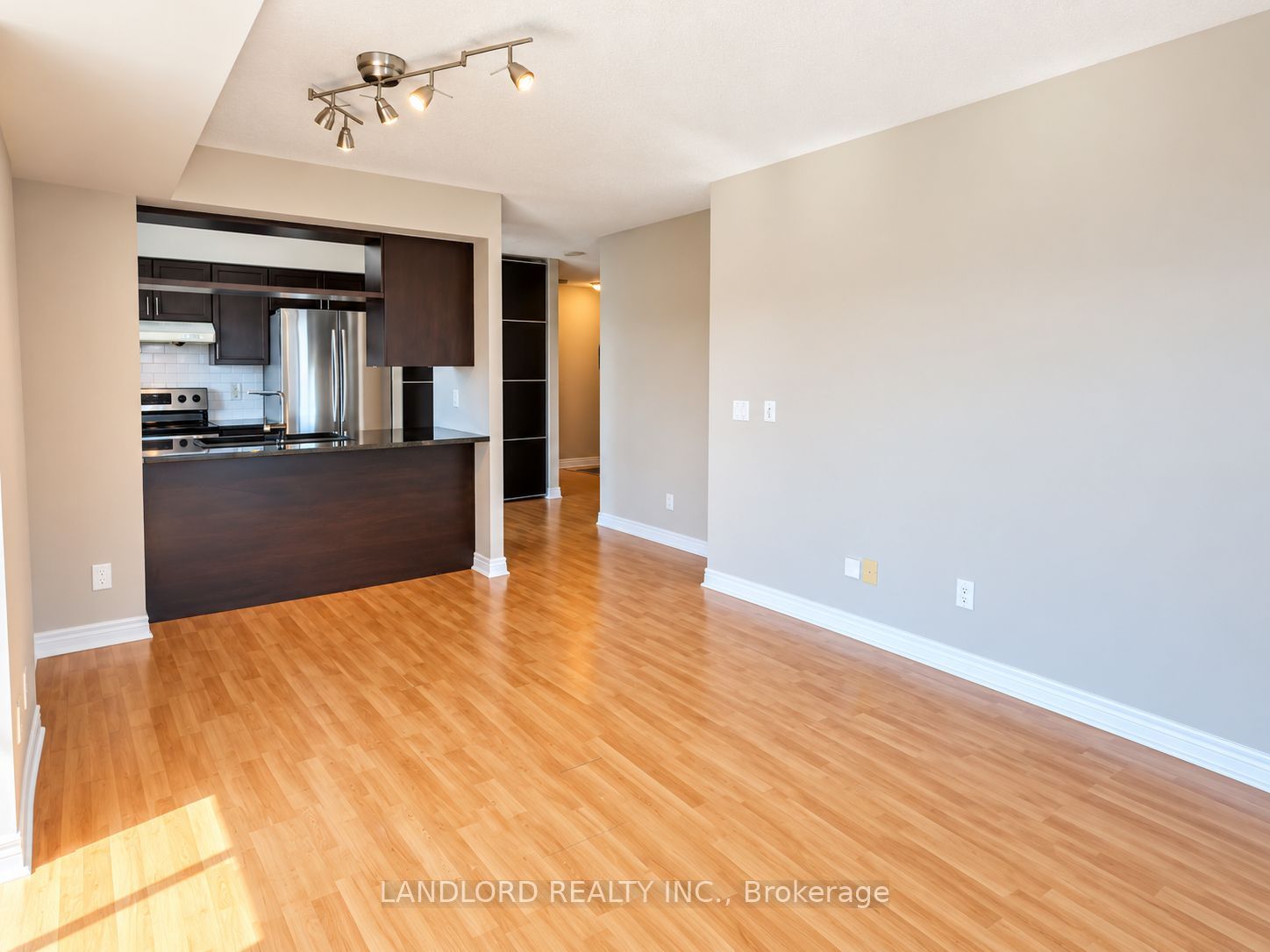 Unit 407 - 60 Town Centre Court, Scarborough 4