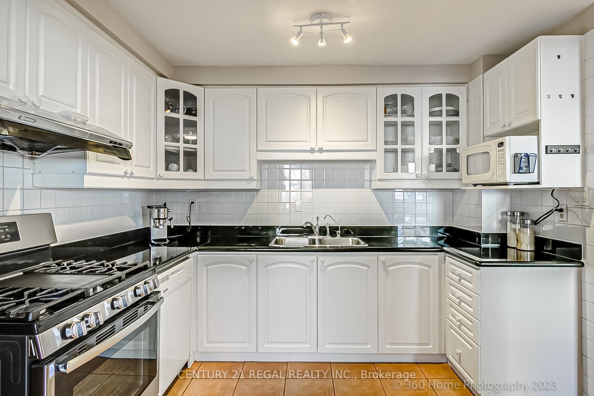 Unit 107 - 126 Dusay Place, Scarborough 3