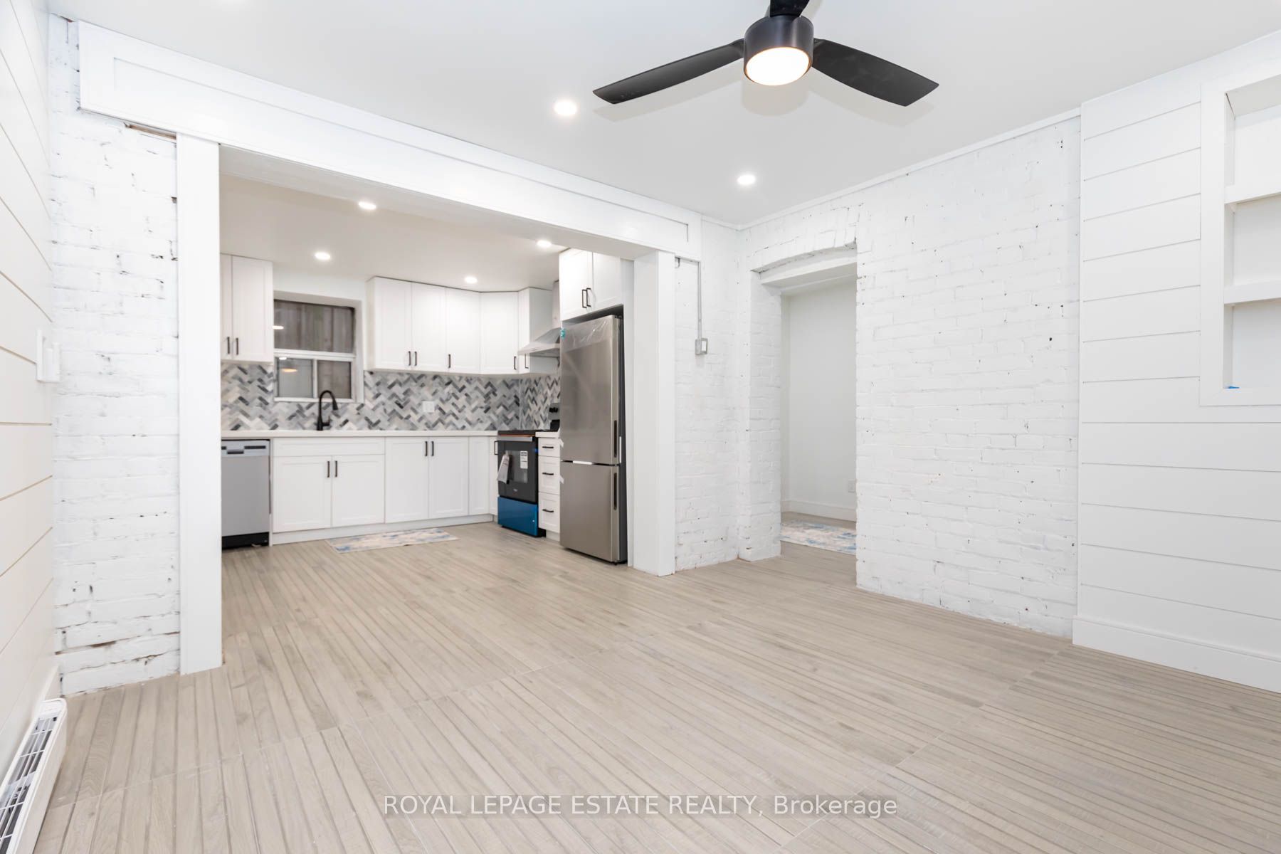 Unit 1A - 38 Leuty Avenue, Toronto 4