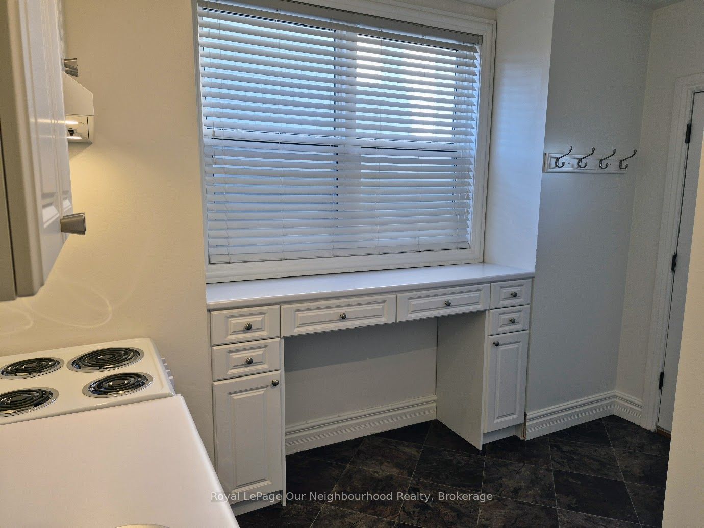 Unit Main - 11 Colborne Street W, Oshawa 5