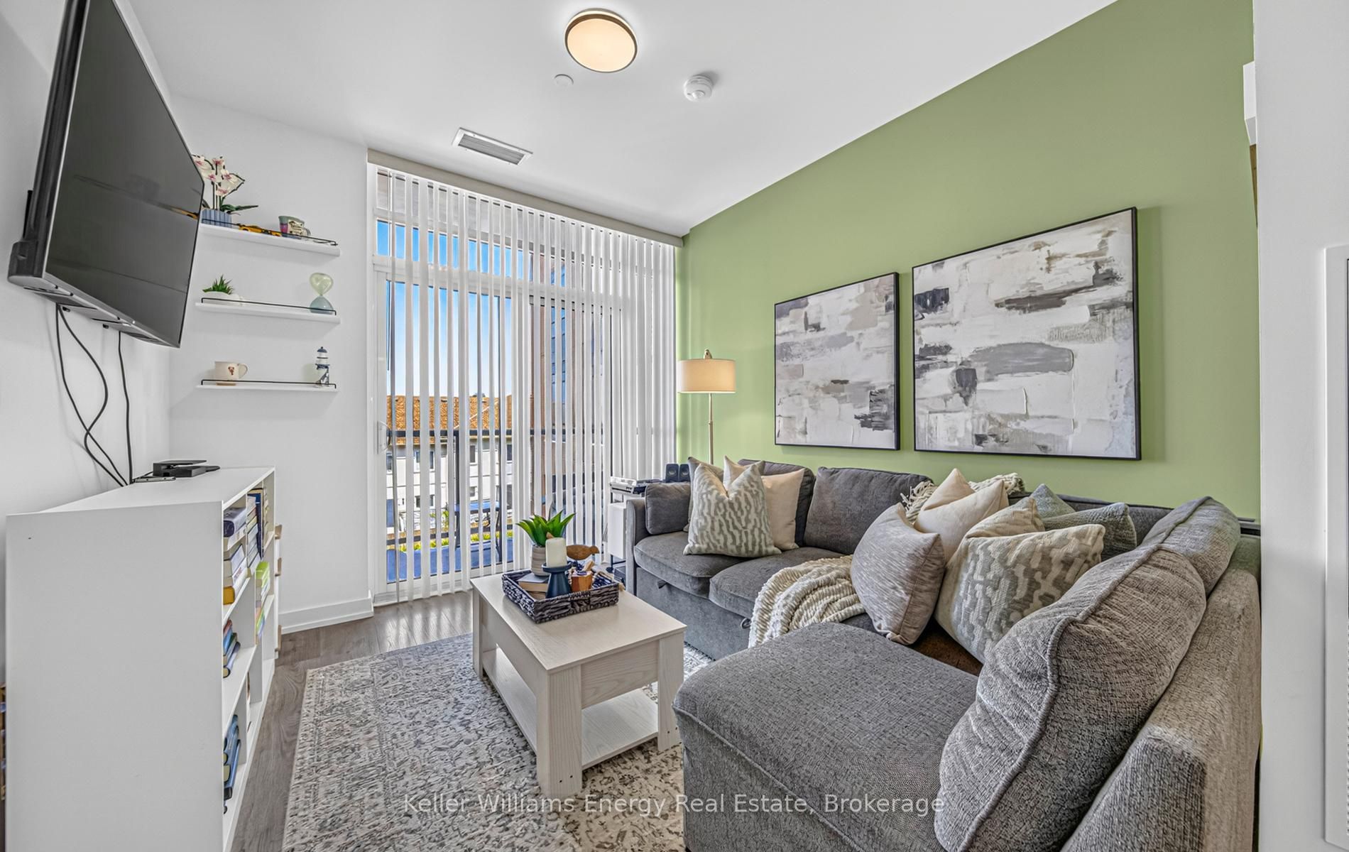 Unit 301 - 1010 Dundas Street E, Whitby 2